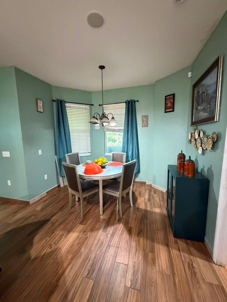 LAKE THOMAS WOODS 7TH ADD - Residential Lease