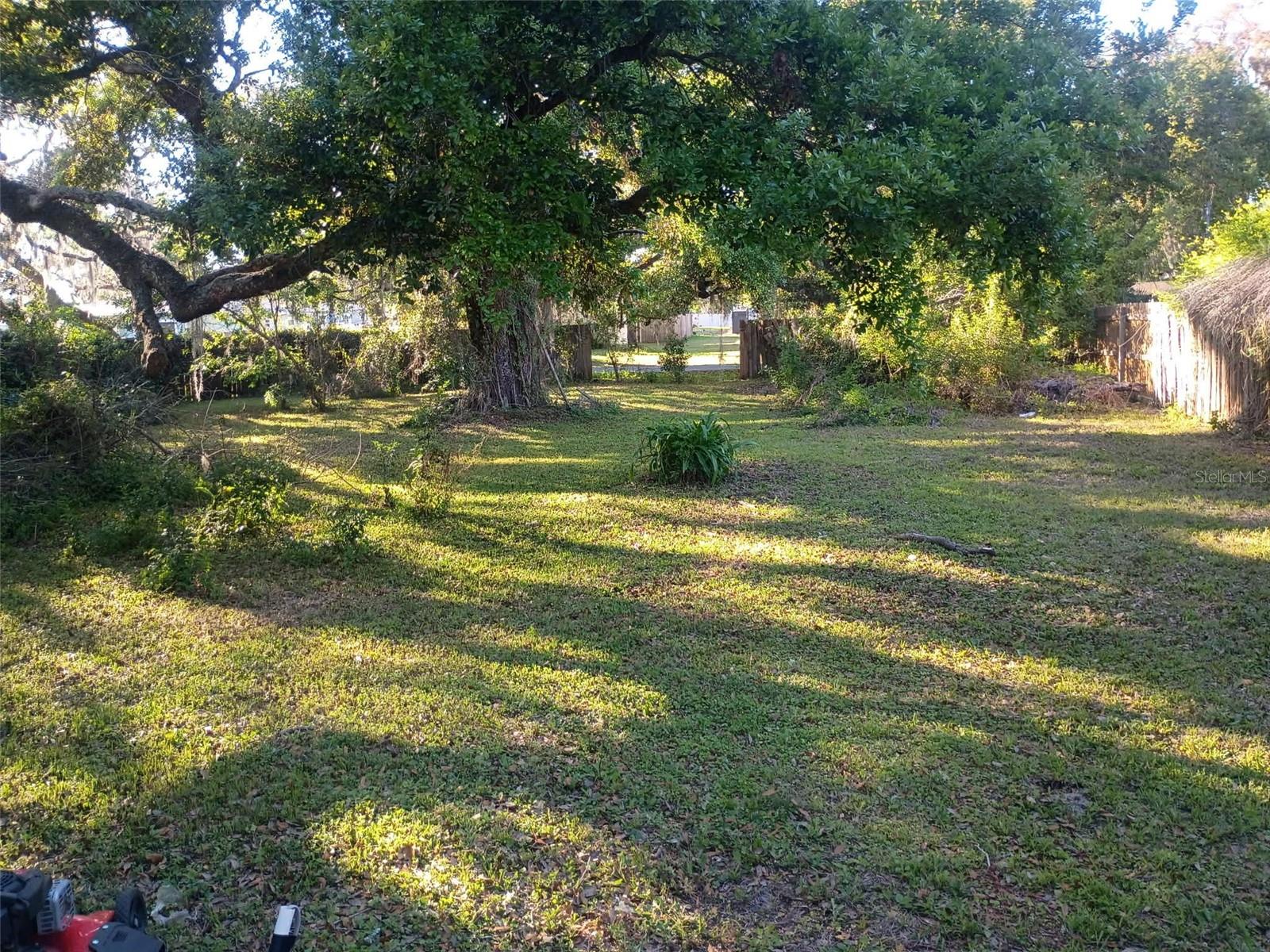 BASS LAKE ESTATES - Land