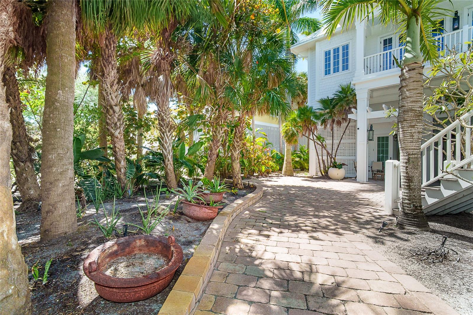 ISLAND HARBOR BEACH CLUB SEC 01 - Residential