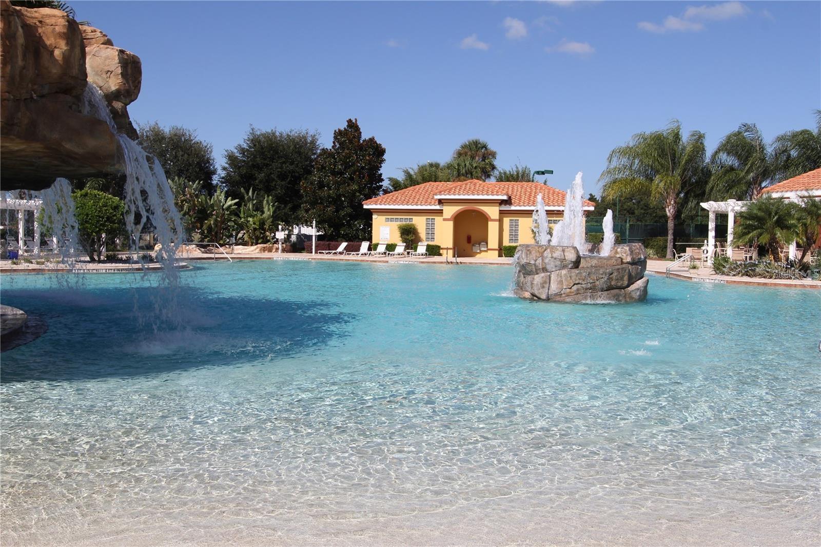 LAKESIDE LANDINGS - Residential
