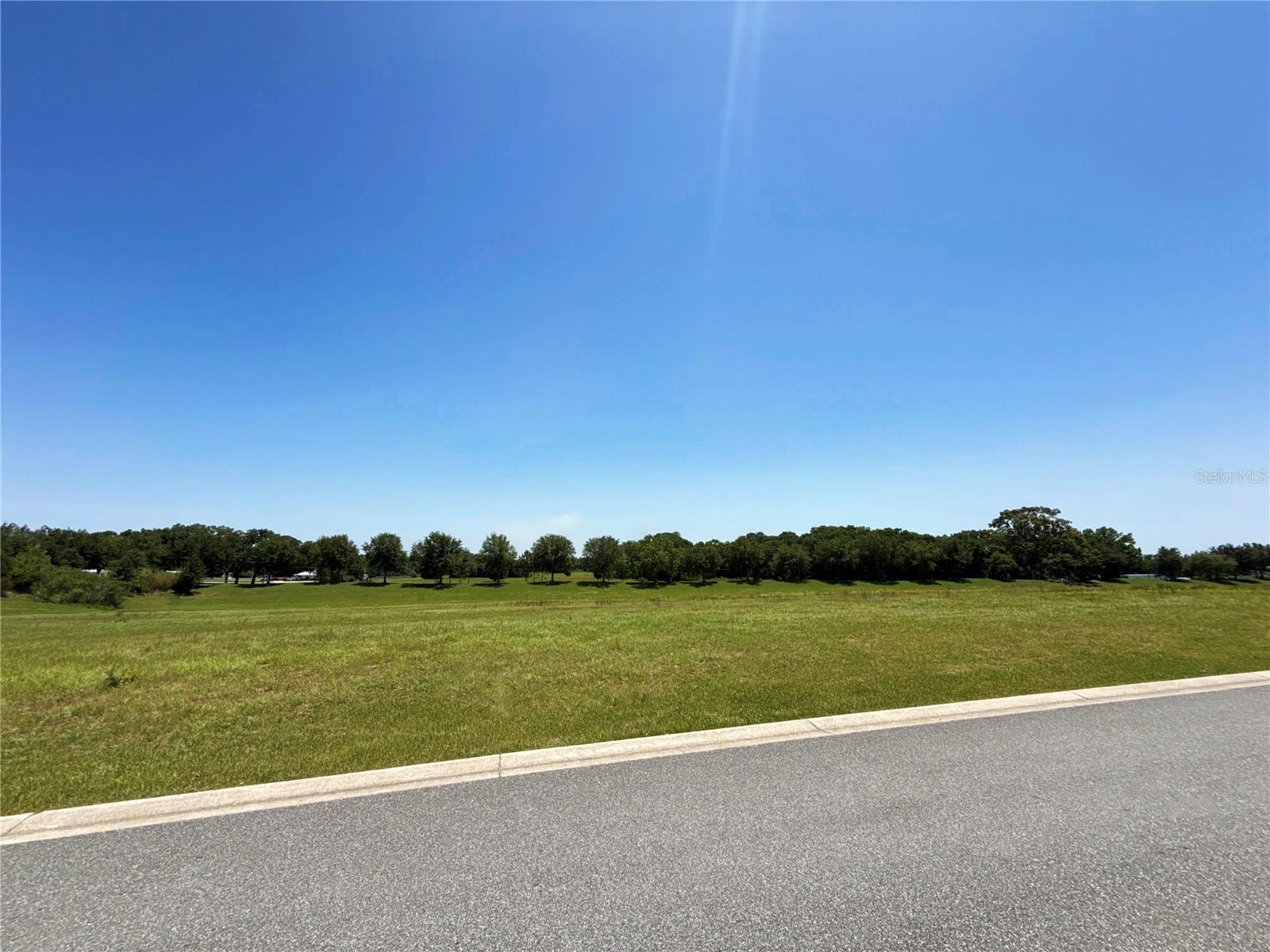 IRISH ACRES - Land