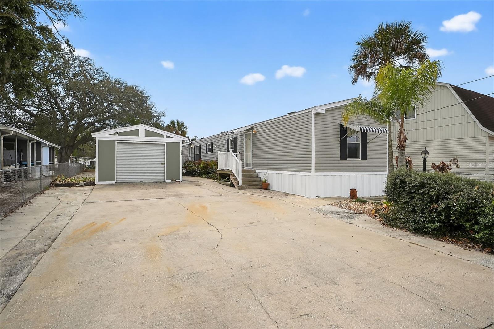 INDIAN HARBOR ESTATES UNIT 04 - Residential