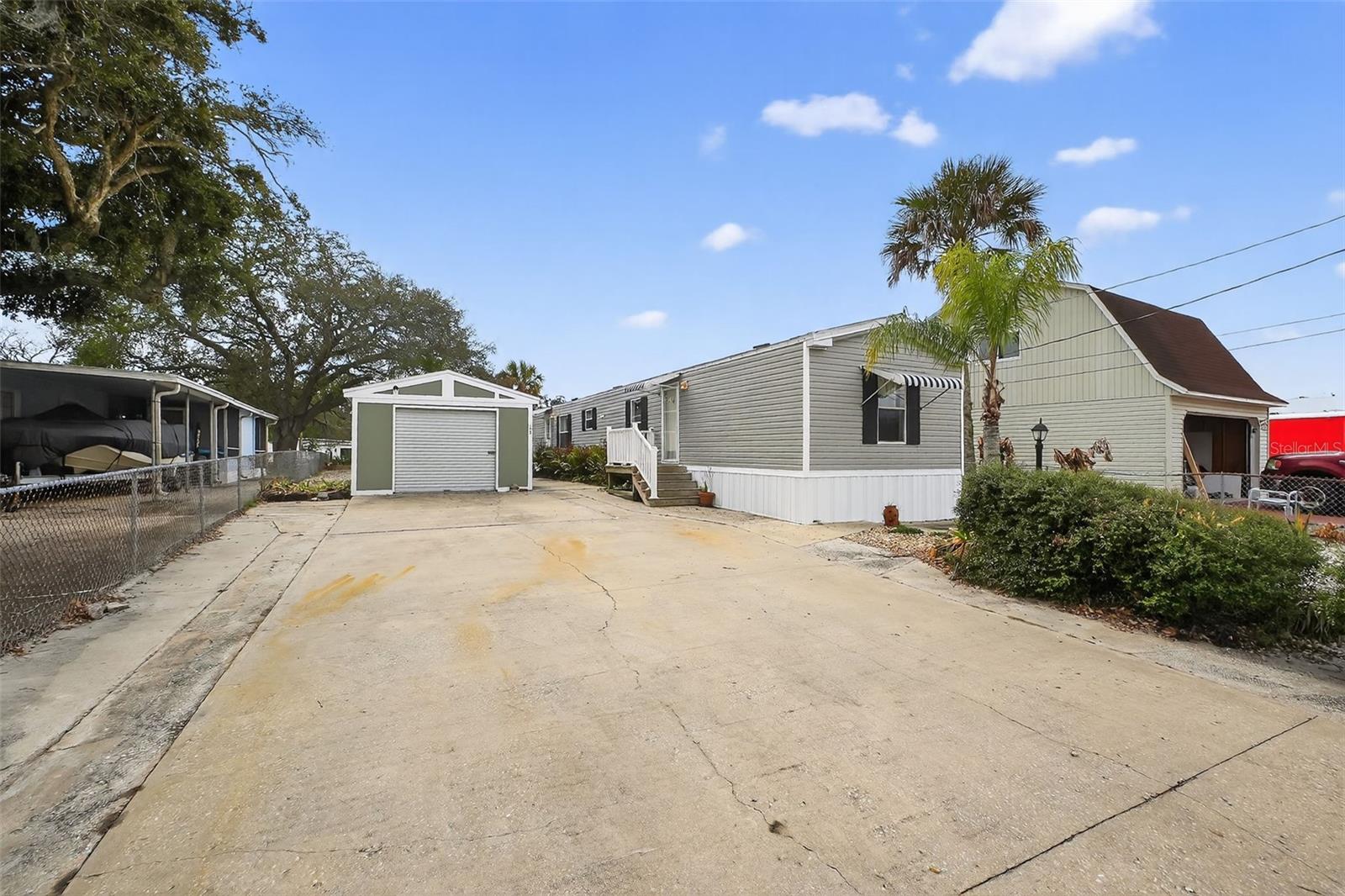 INDIAN HARBOR ESTATES UNIT 04 - Residential