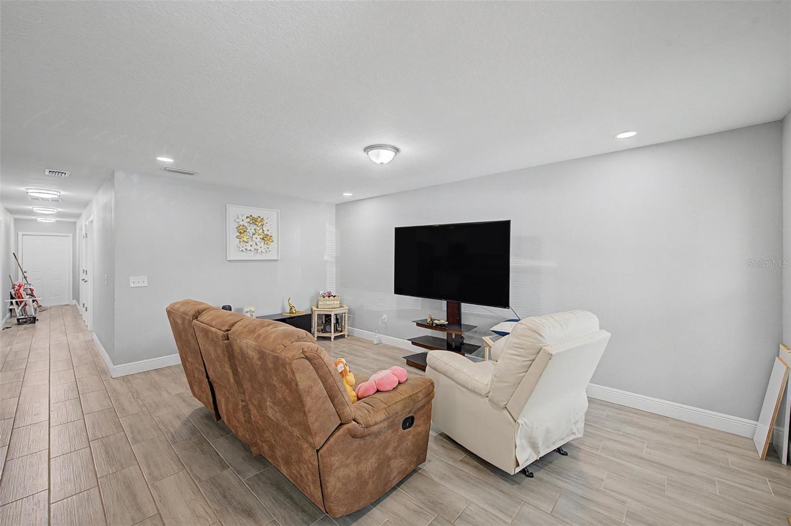 OAK TERRACE W REV - Residential