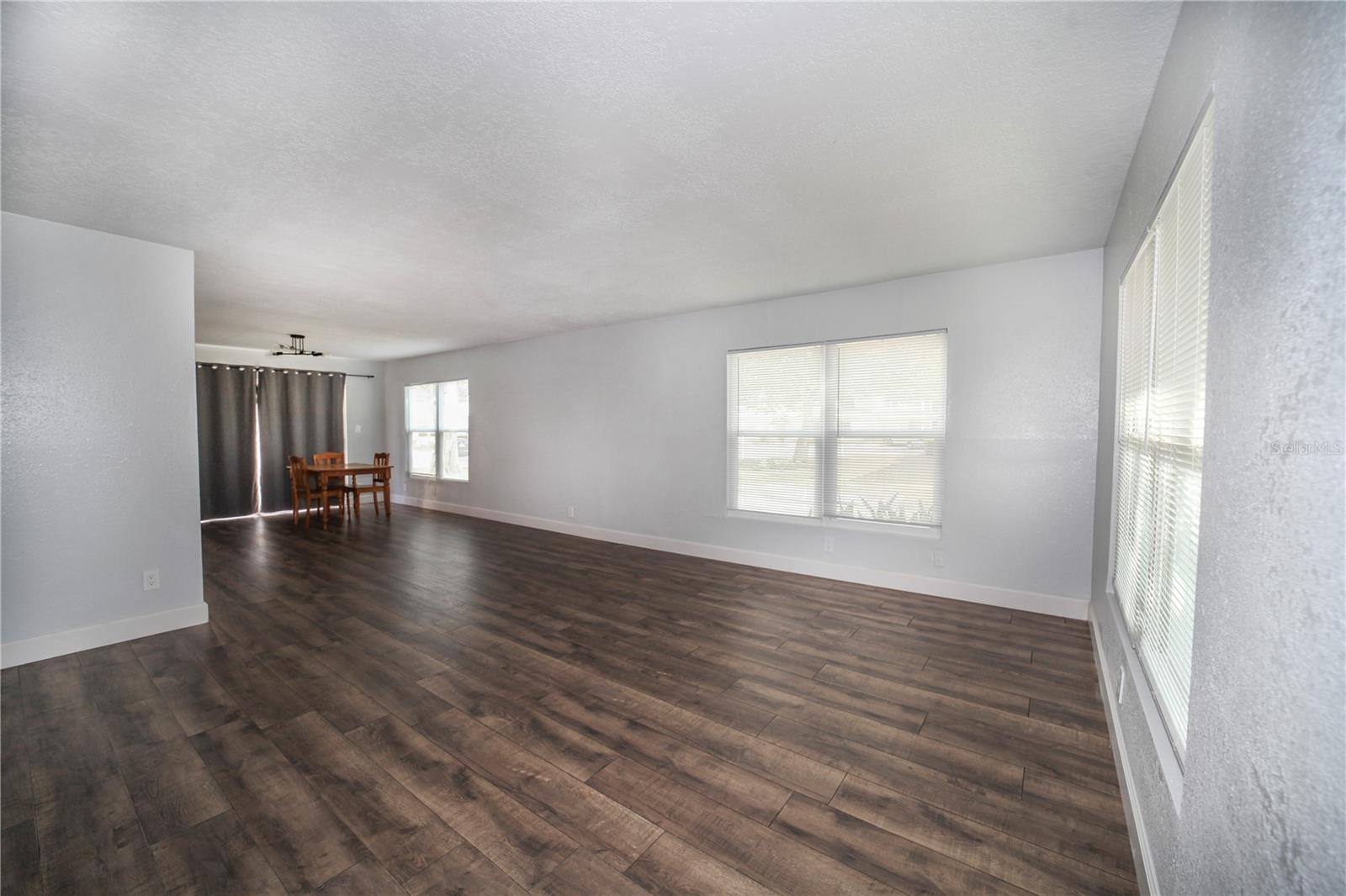 FAIRWAY OAKS - Residential