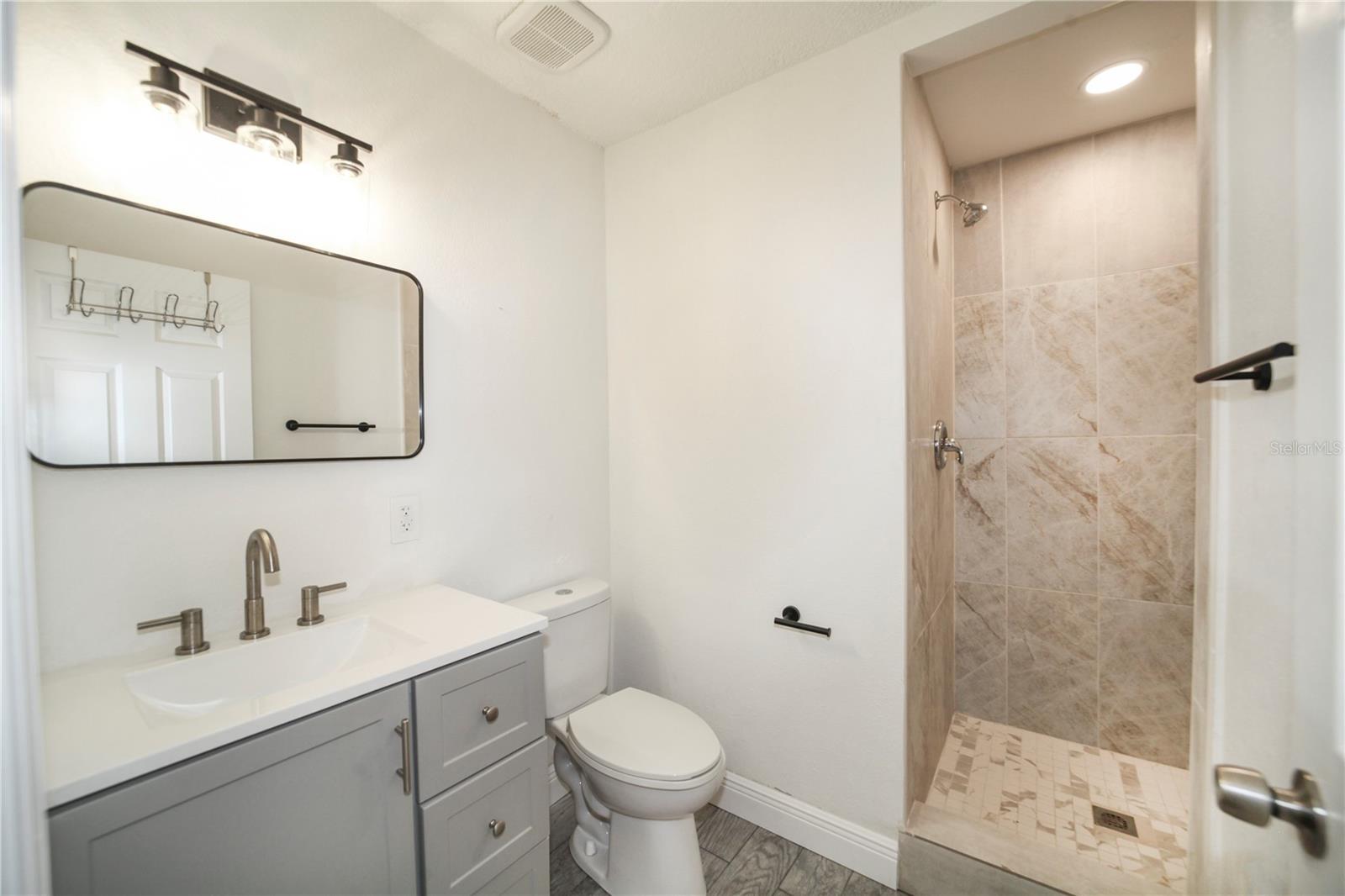 FAIRWAY OAKS - Residential