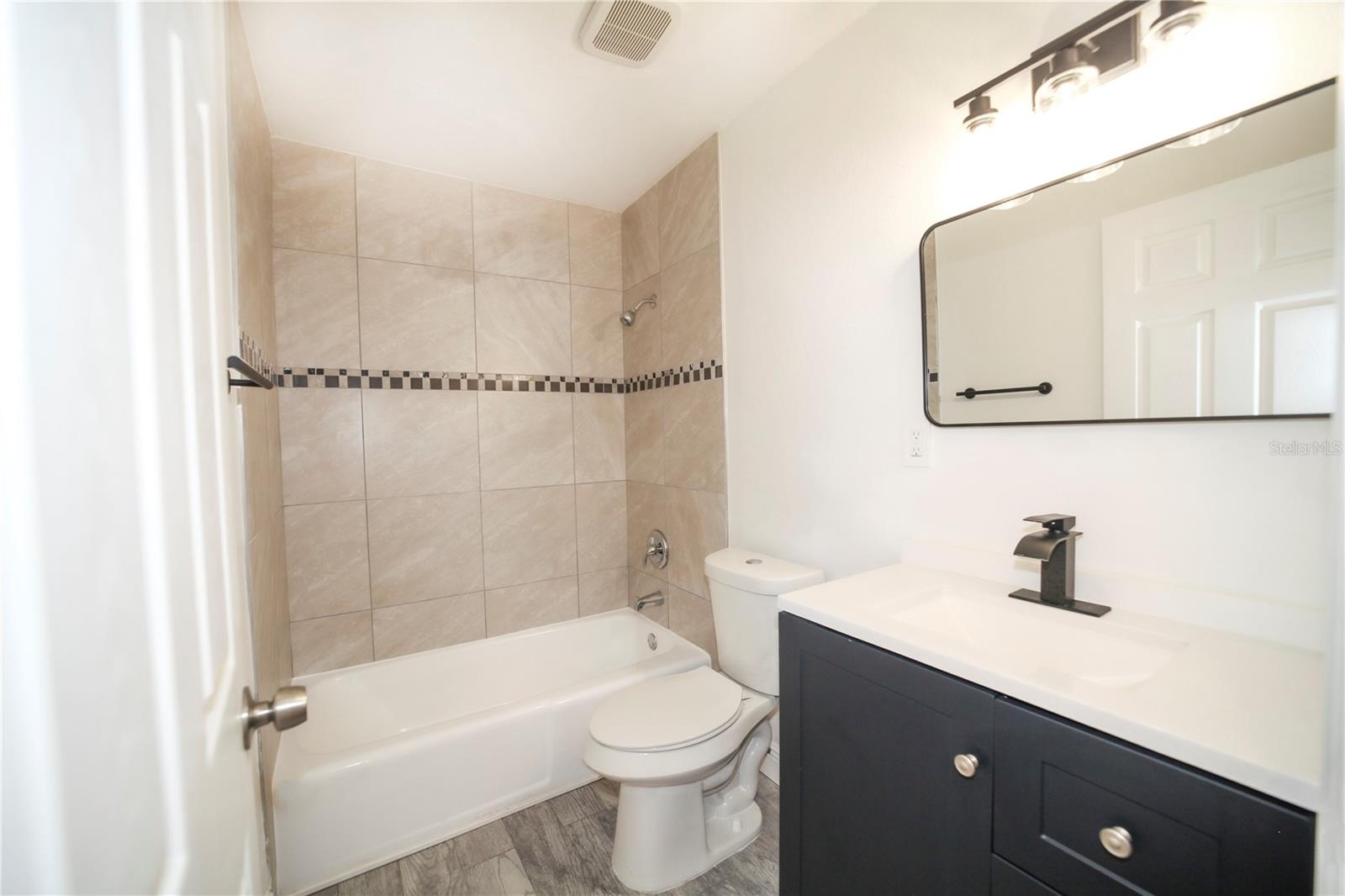 FAIRWAY OAKS - Residential