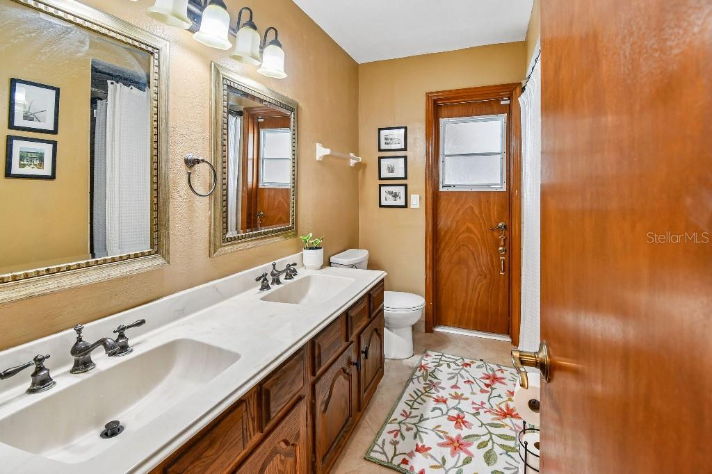 BARCLAY WOODS 3RD ADD - Residential