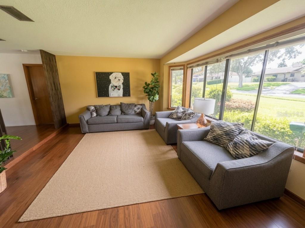 BARCLAY WOODS 3RD ADD - Residential