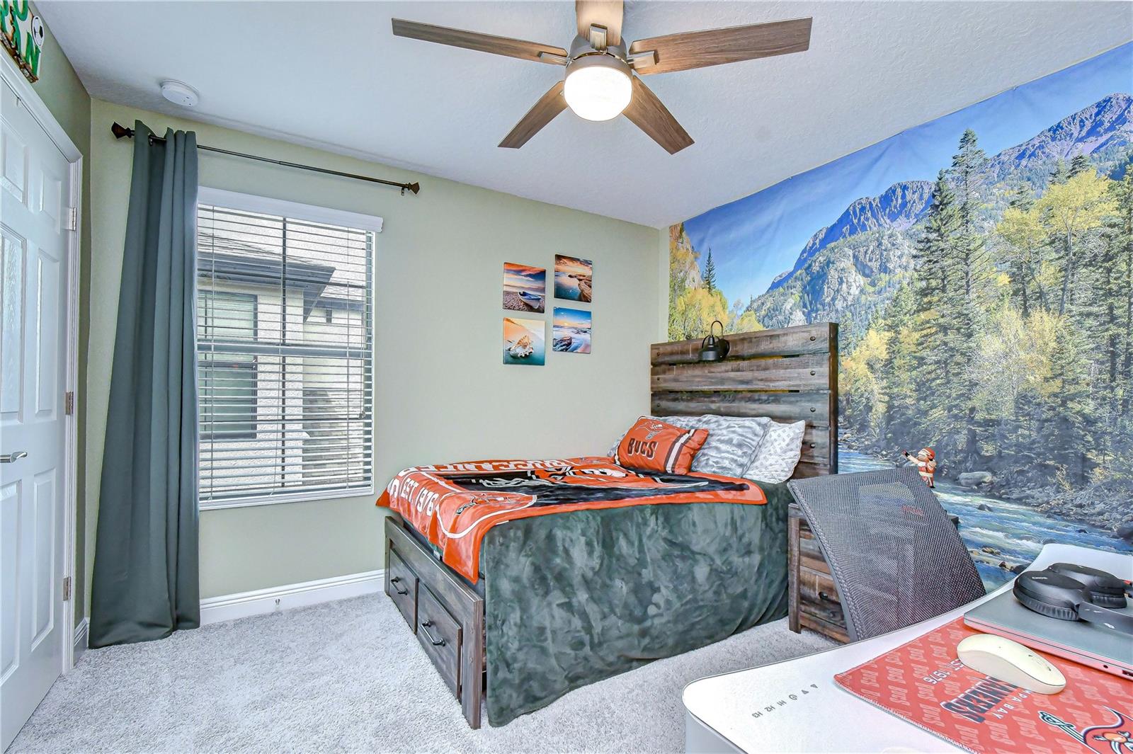HAWKSTONE - Residential