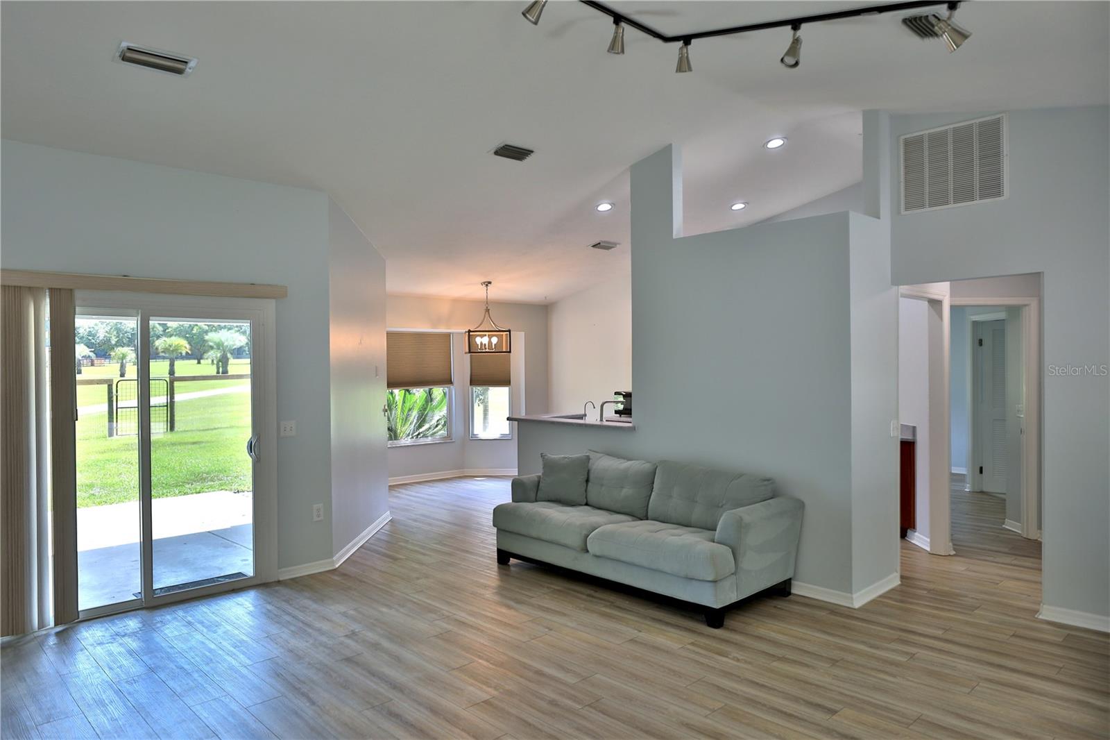 ACREAGE NON-SUB - Residential