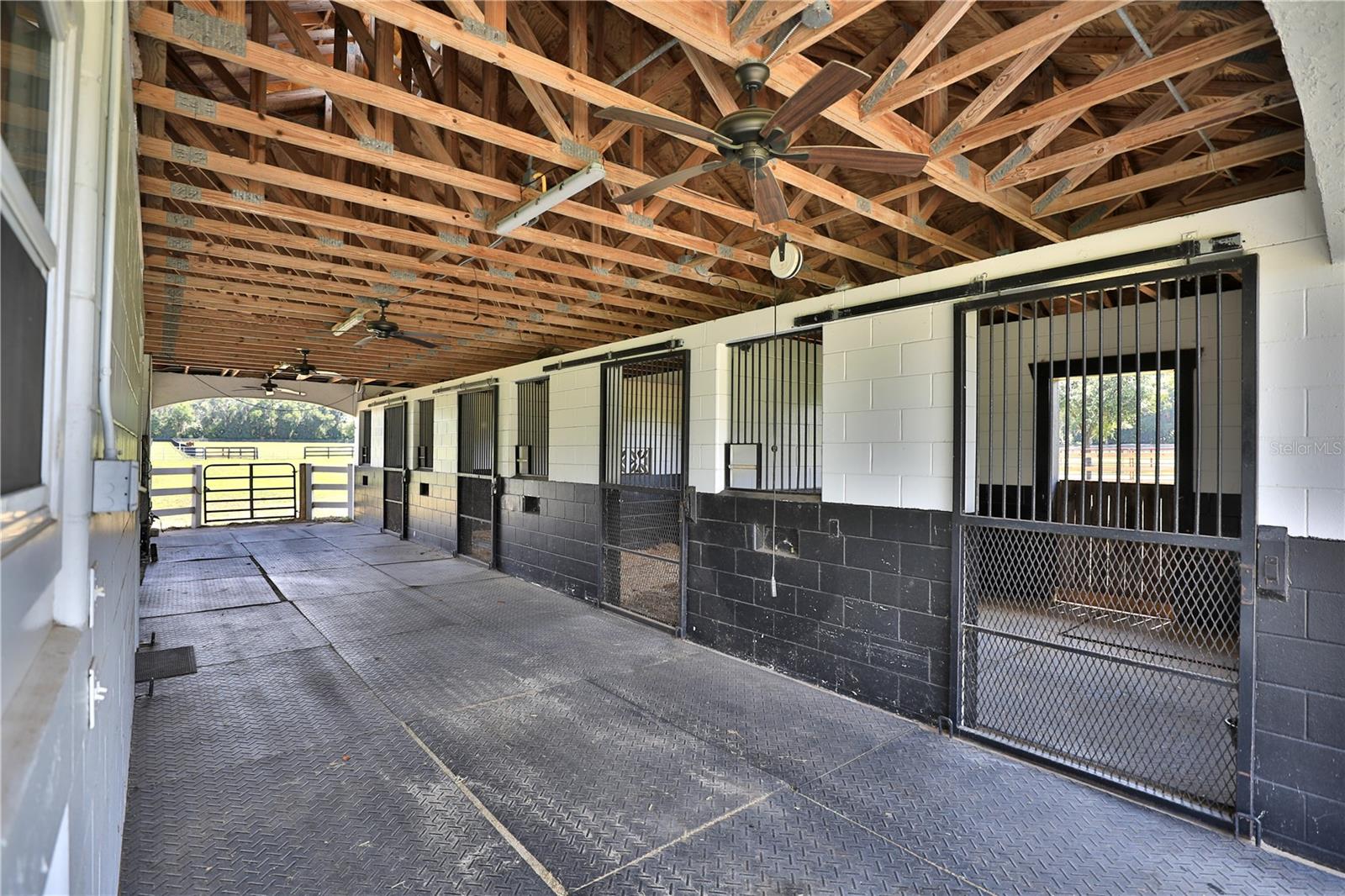 ACREAGE NON-SUB - Residential