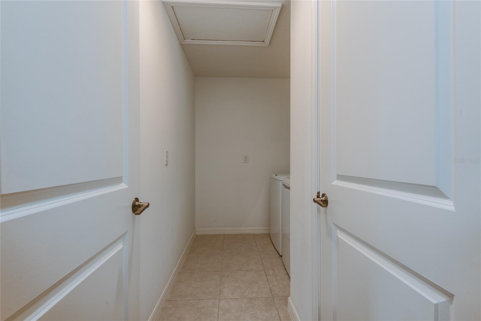 TOWNES/LK THOMAS PH 1 - Residential