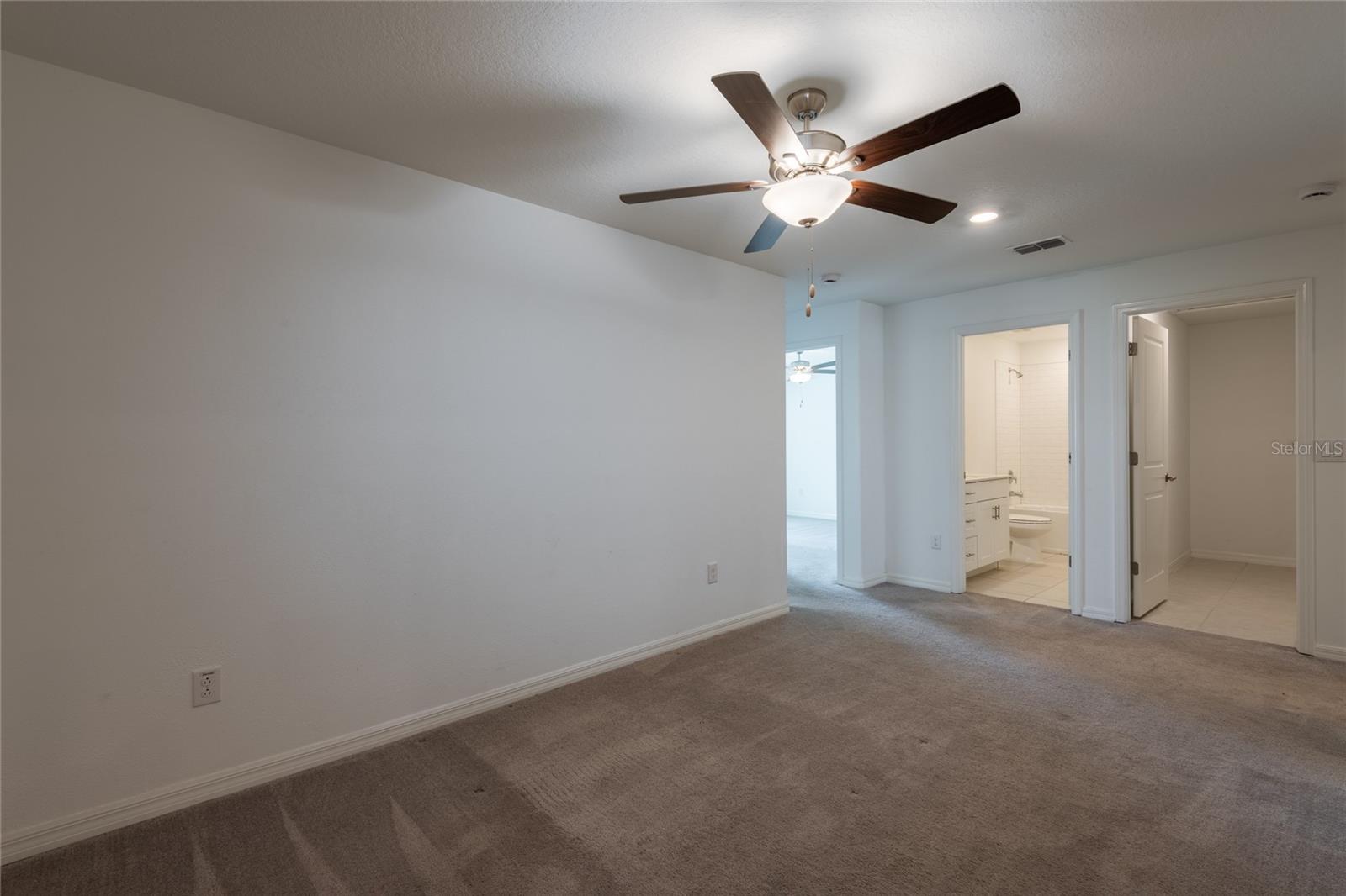 TOWNES/LK THOMAS PH 1 - Residential