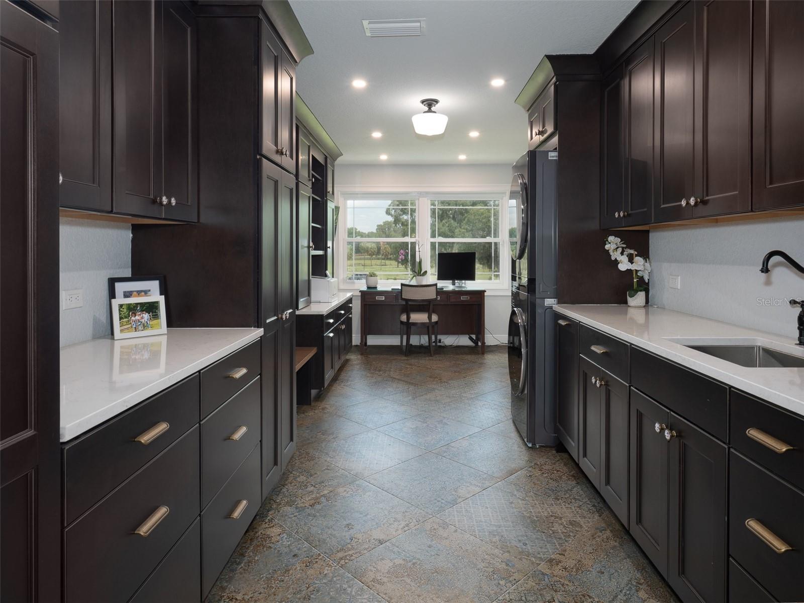 MOSSBROOK FARMS - Residential