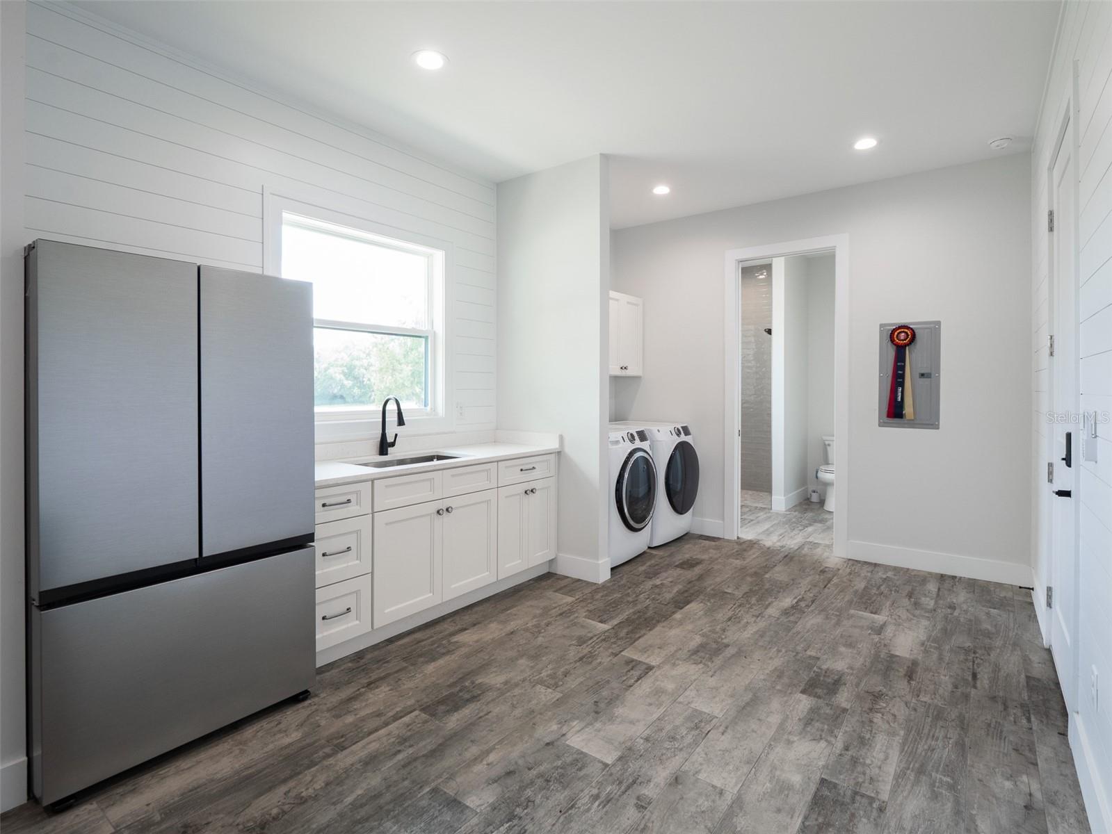 MOSSBROOK FARMS - Residential