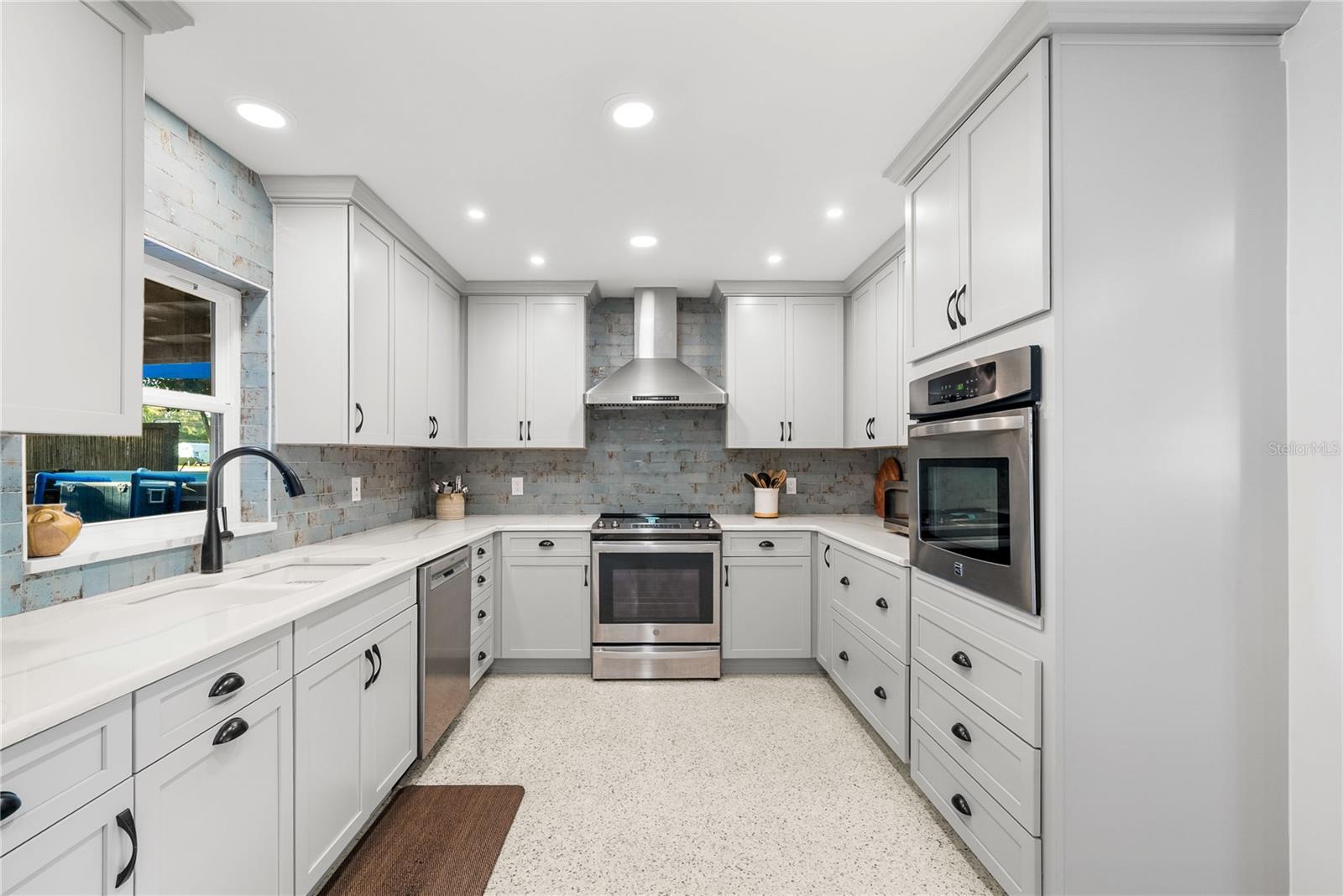 TAVARES NORTH LAKEWOOD PARK - Residential