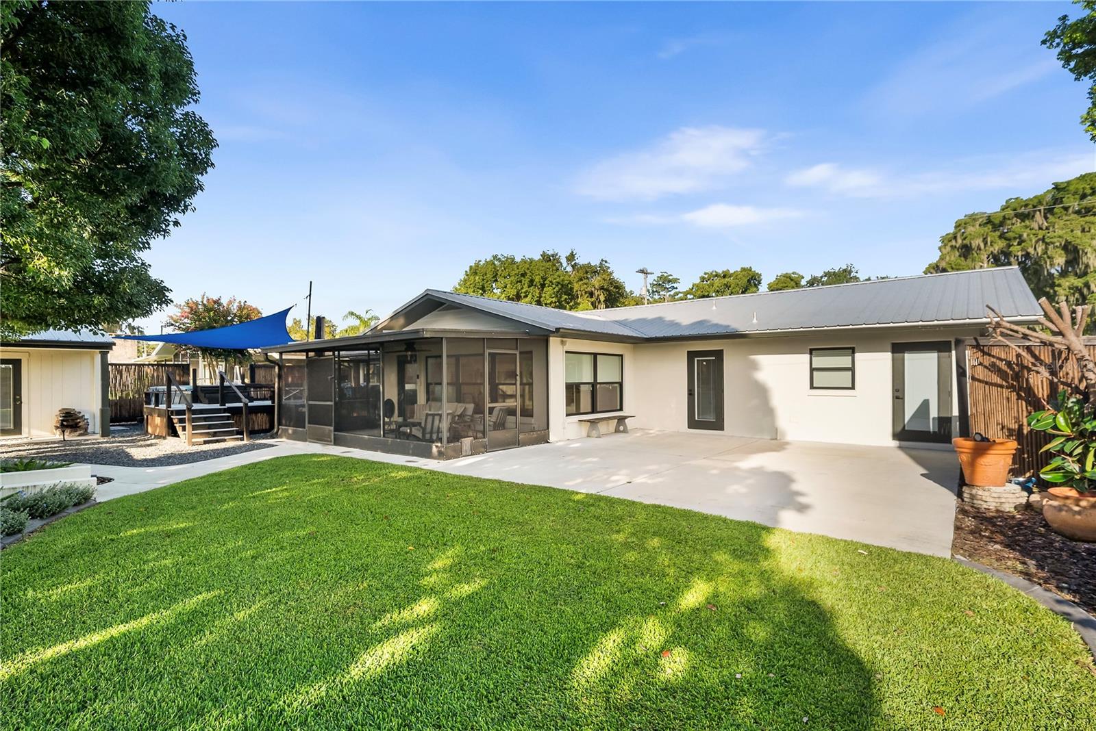 TAVARES NORTH LAKEWOOD PARK - Residential