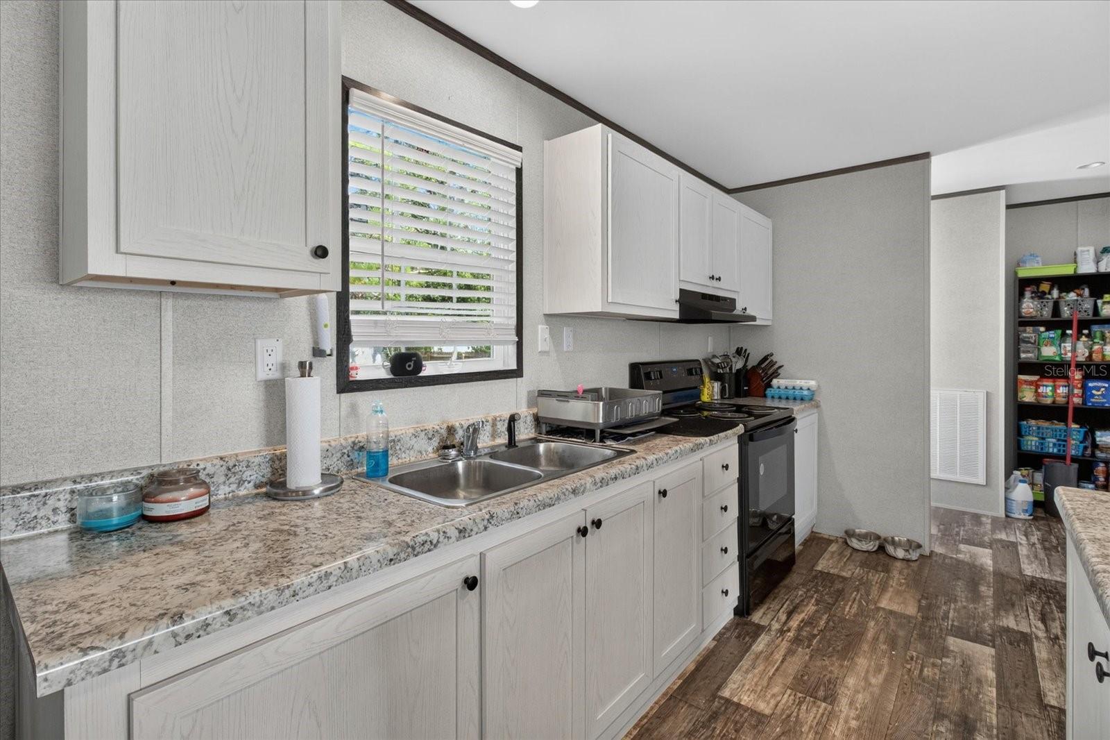 TANGERINE ESTATES - Residential