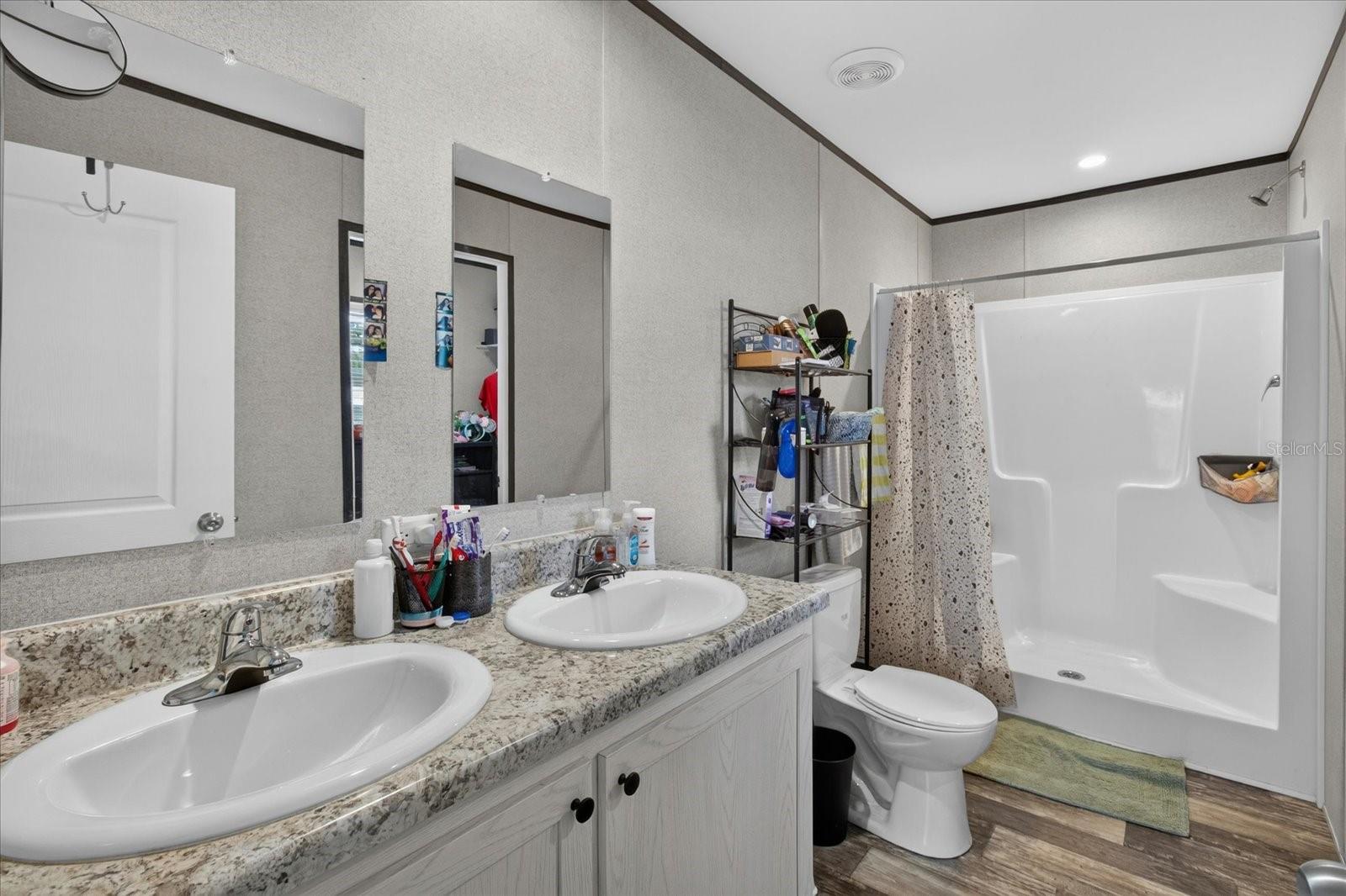 TANGERINE ESTATES - Residential