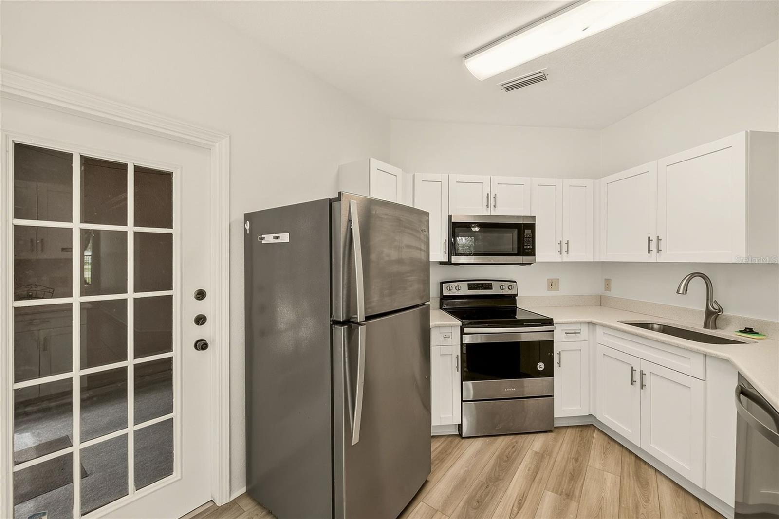 THE VILLAS CONDO - Residential