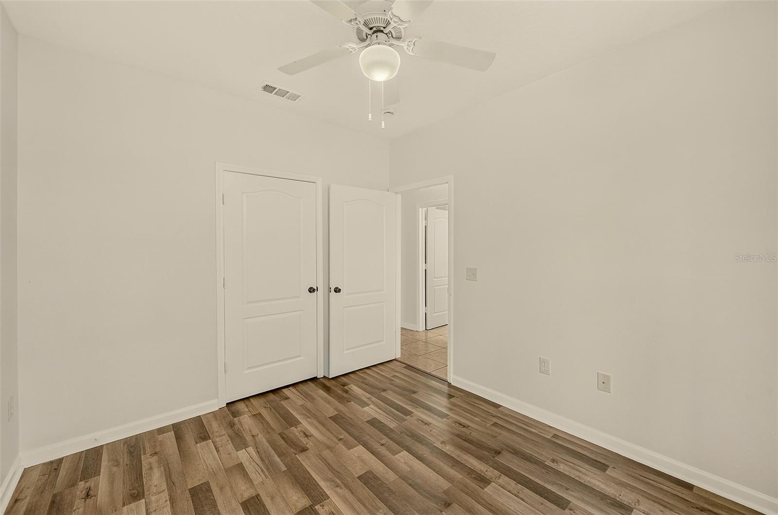 THE VILLAS CONDO - Residential