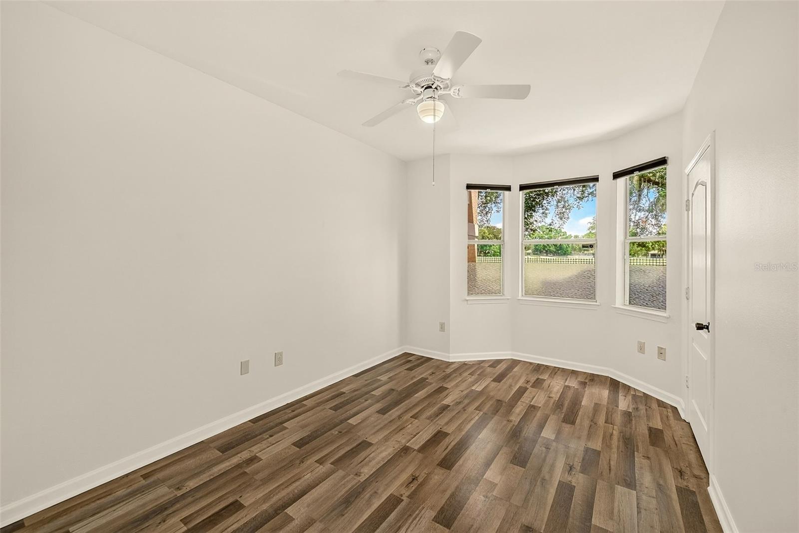 THE VILLAS CONDO - Residential