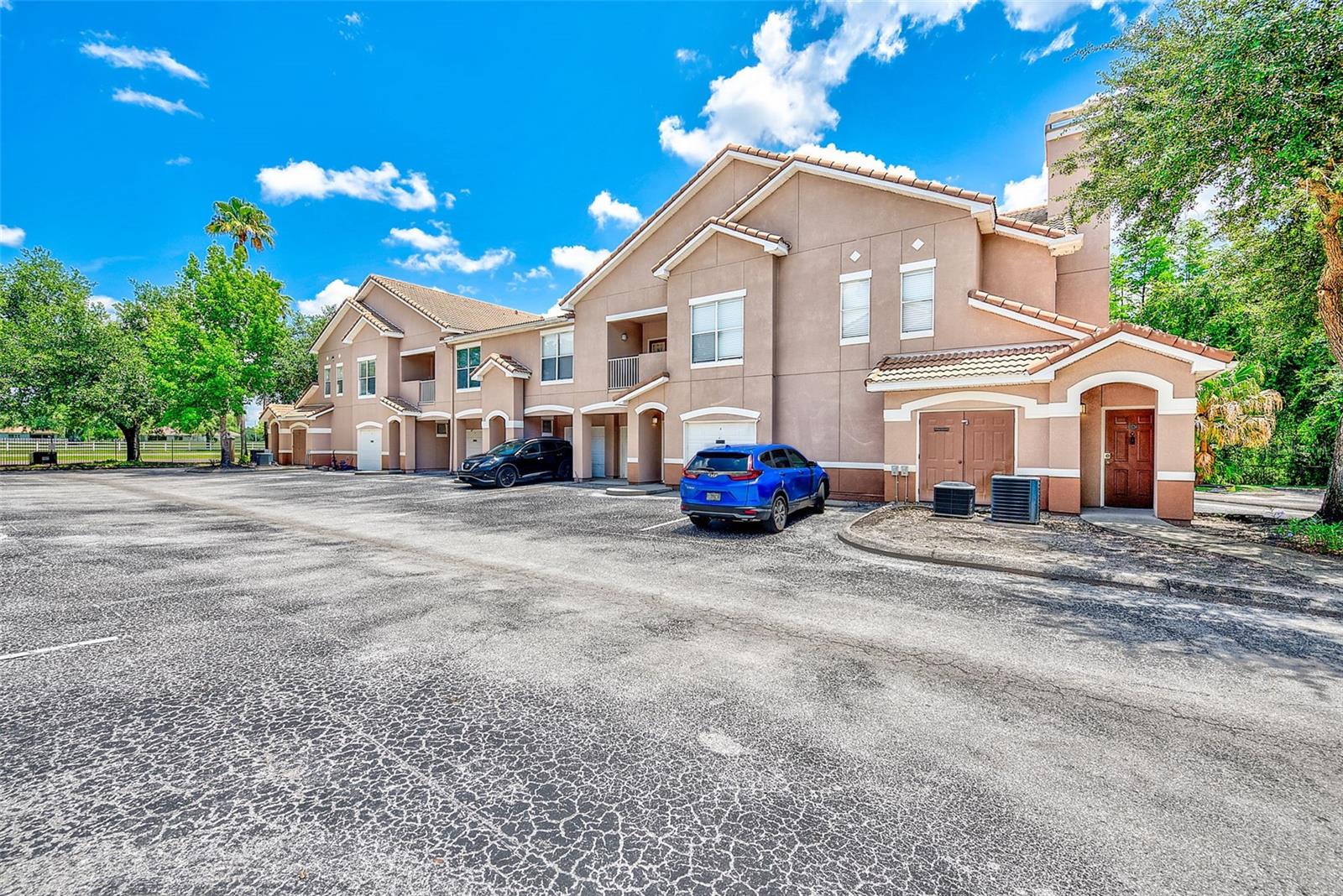 THE VILLAS CONDO - Residential