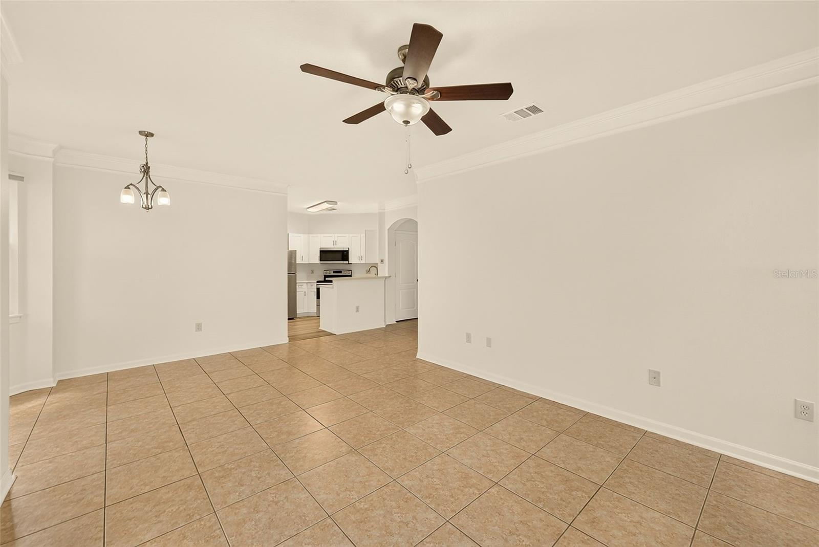 THE VILLAS CONDO - Residential
