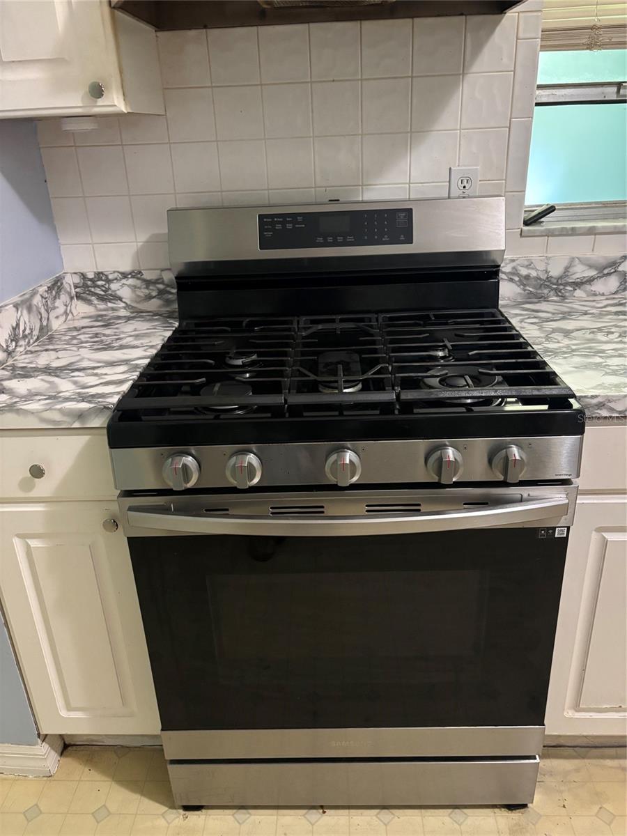 FOREST HILLS ESTATES - Residential