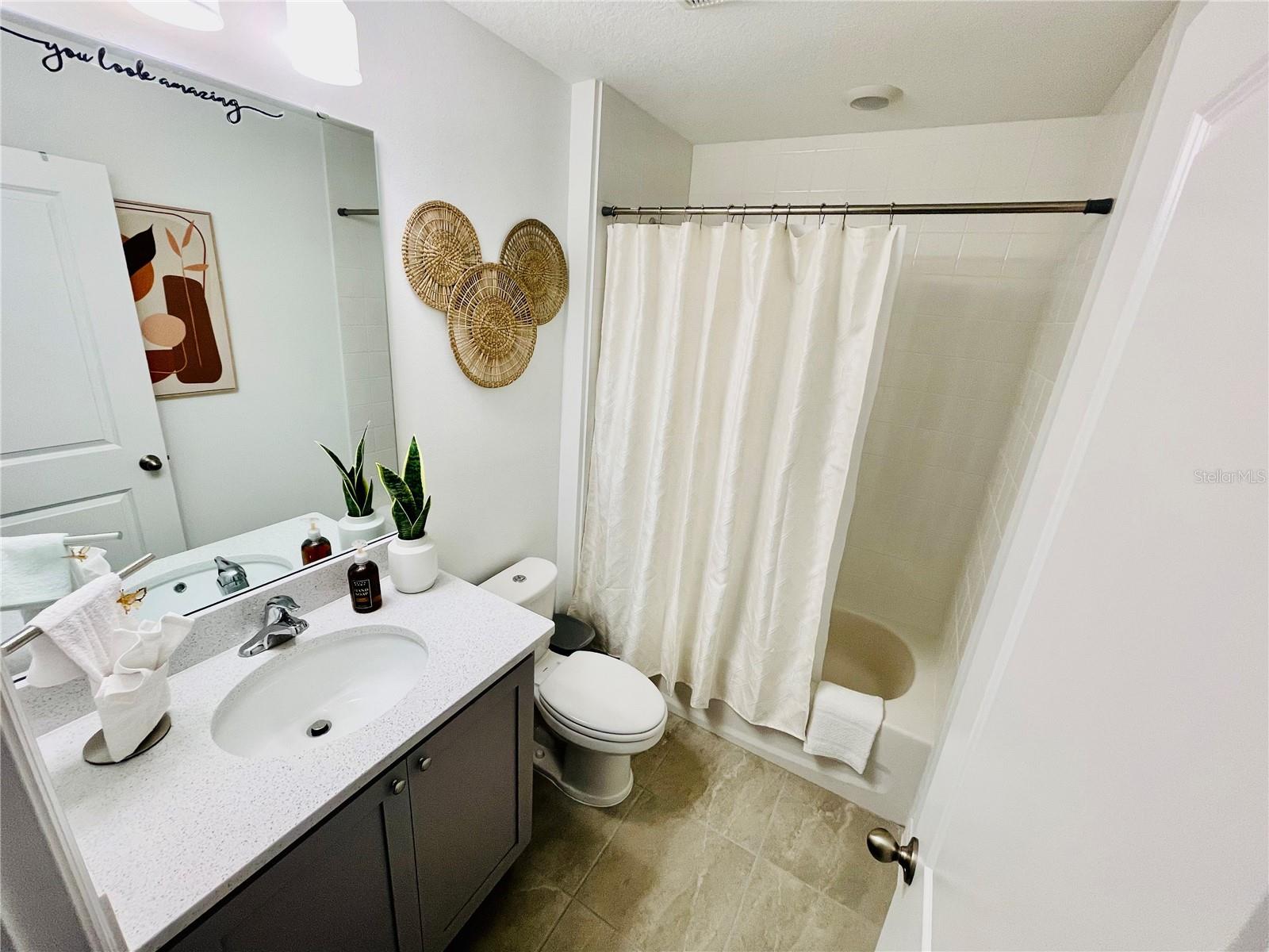 FESTIVAL PH 5 - Residential