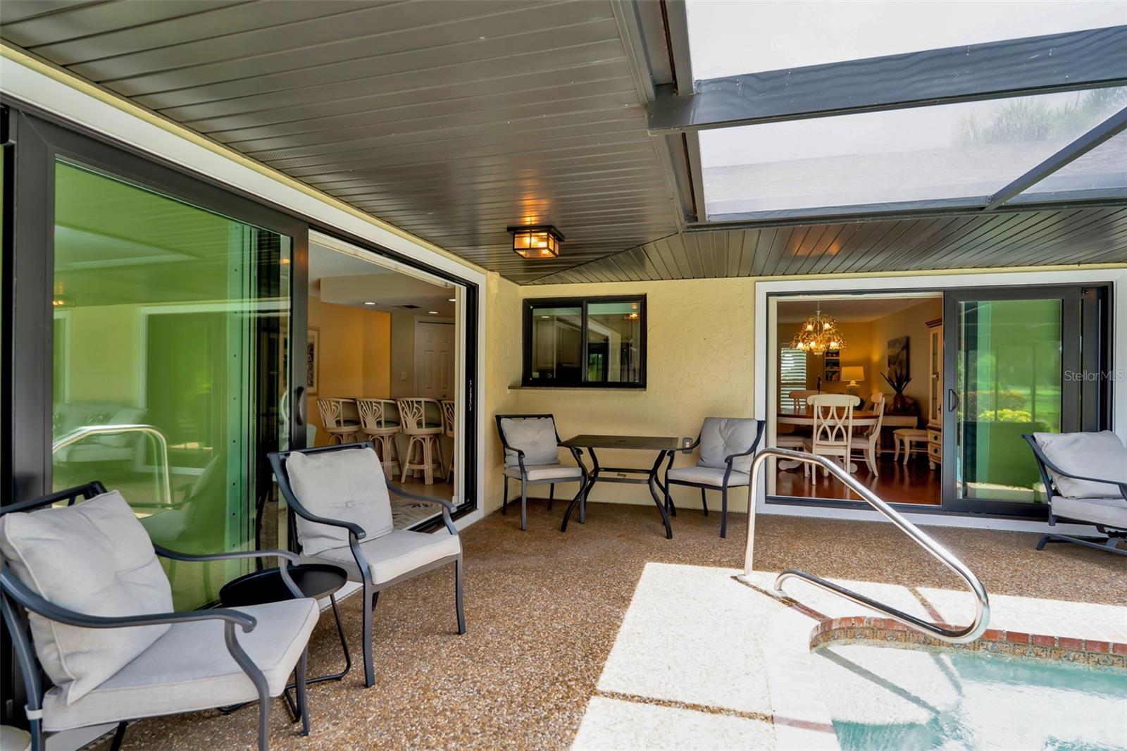 VENICE GARDENS - Residential