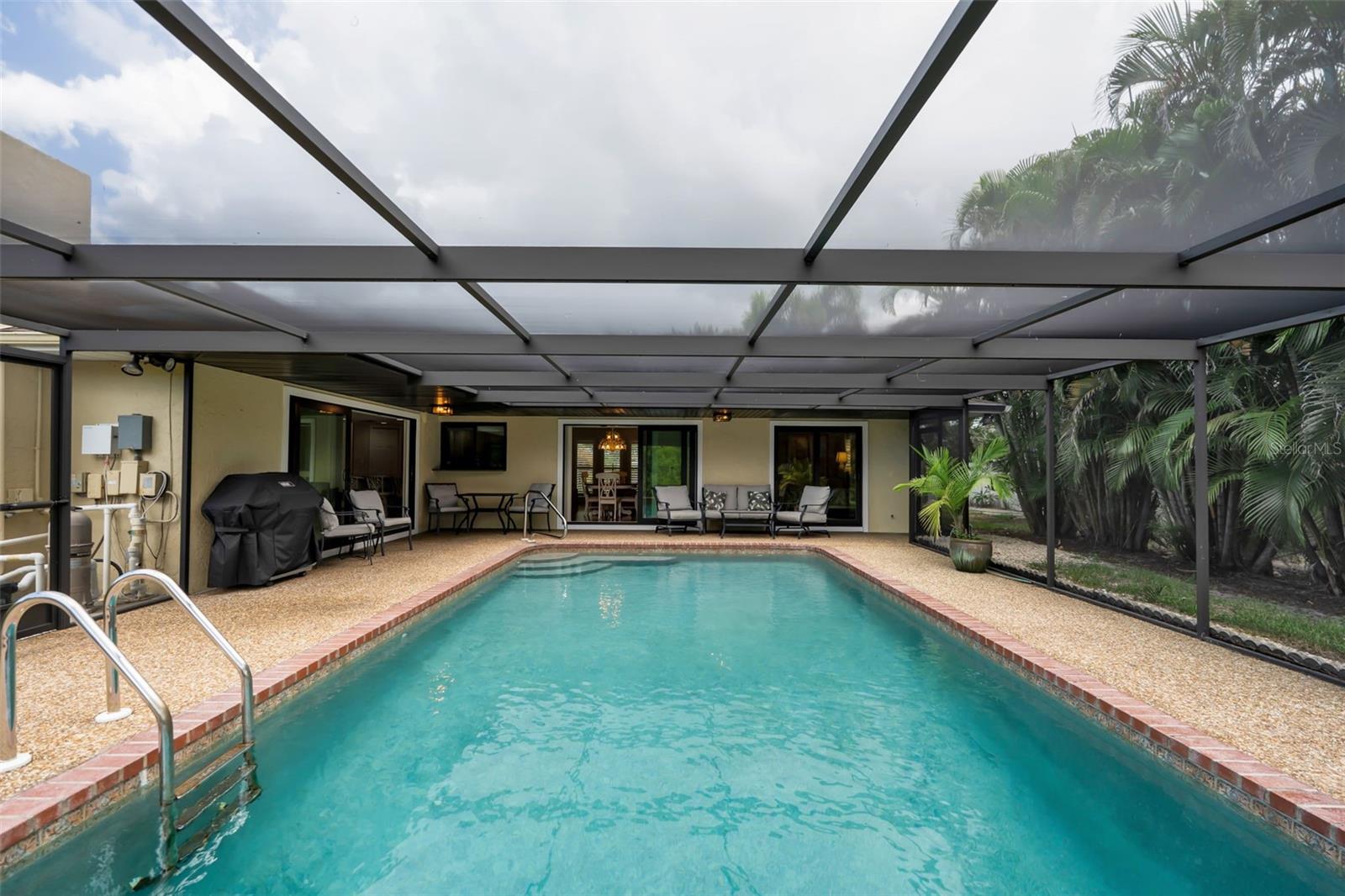 VENICE GARDENS - Residential