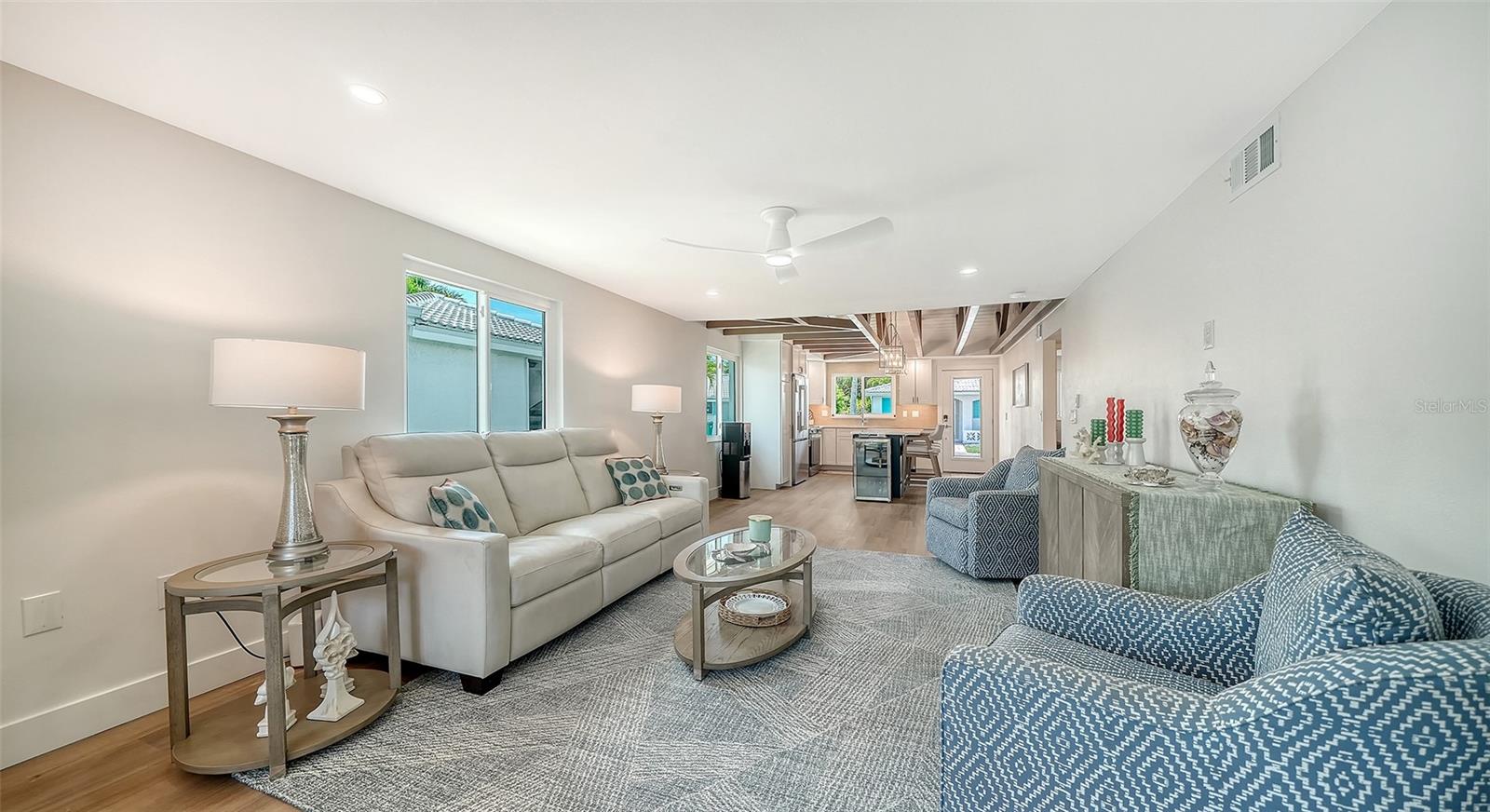 SPANISH MAIN YACHT CLUB CONDO - Residential