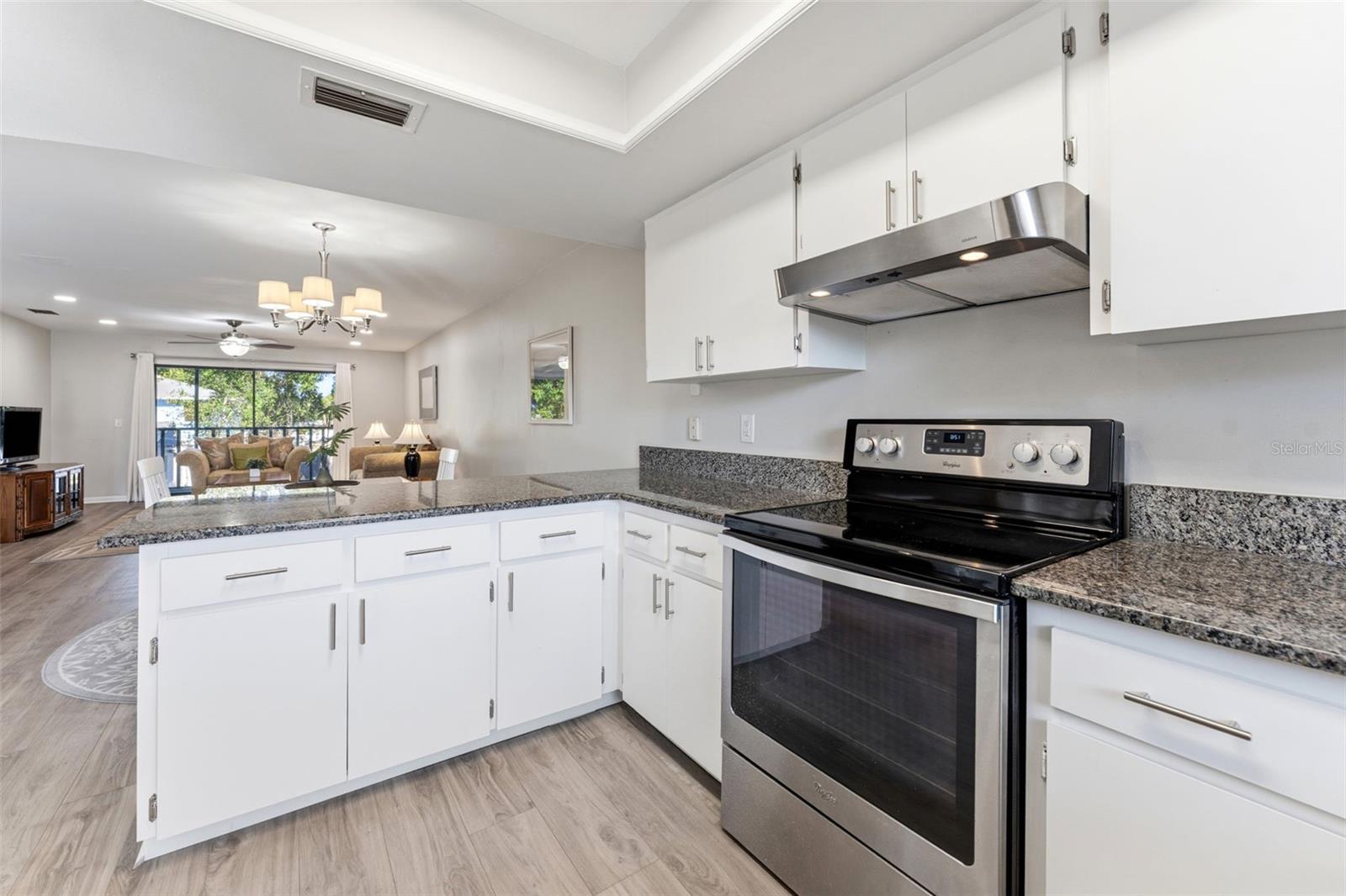 LAFAYETTE SQUARE CONDO - Residential