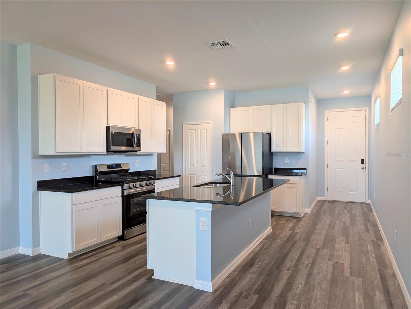 ARTISAN LAKES EAVES BEND PH I SP A-K - Residential