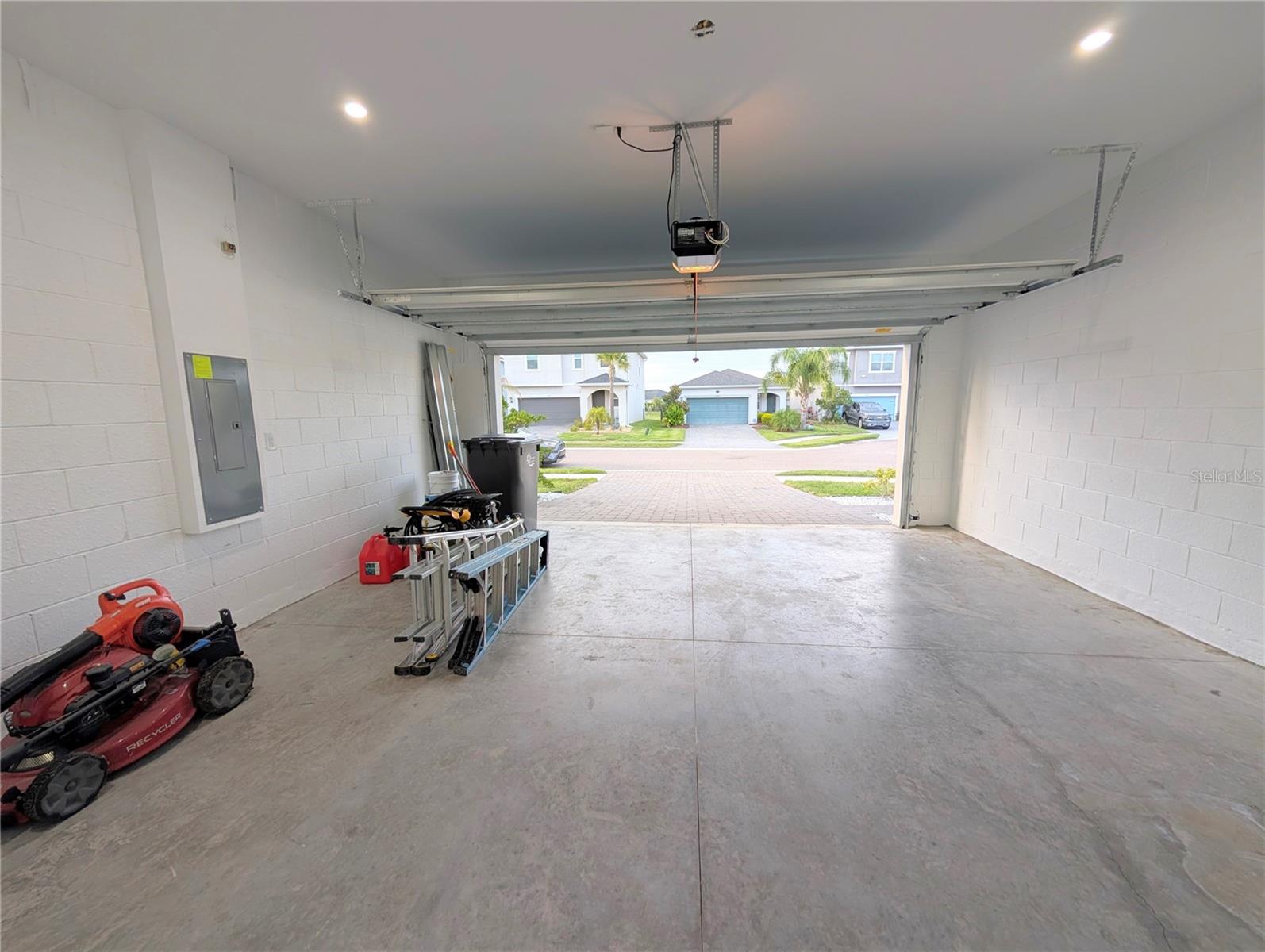 ARTISAN LAKES EAVES BEND PH I SP A-K - Residential