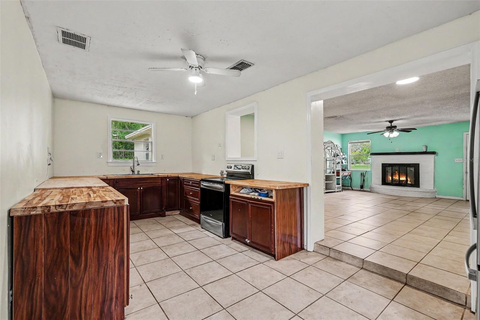 LYNNHAVEN - Residential