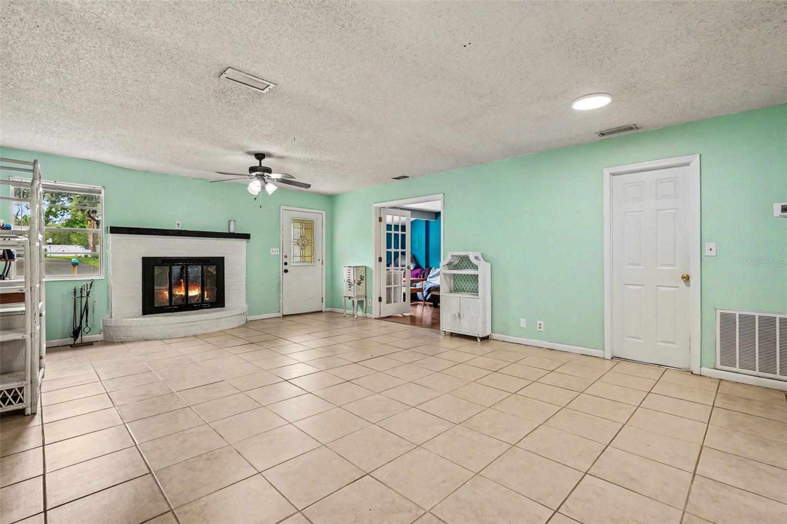 LYNNHAVEN - Residential