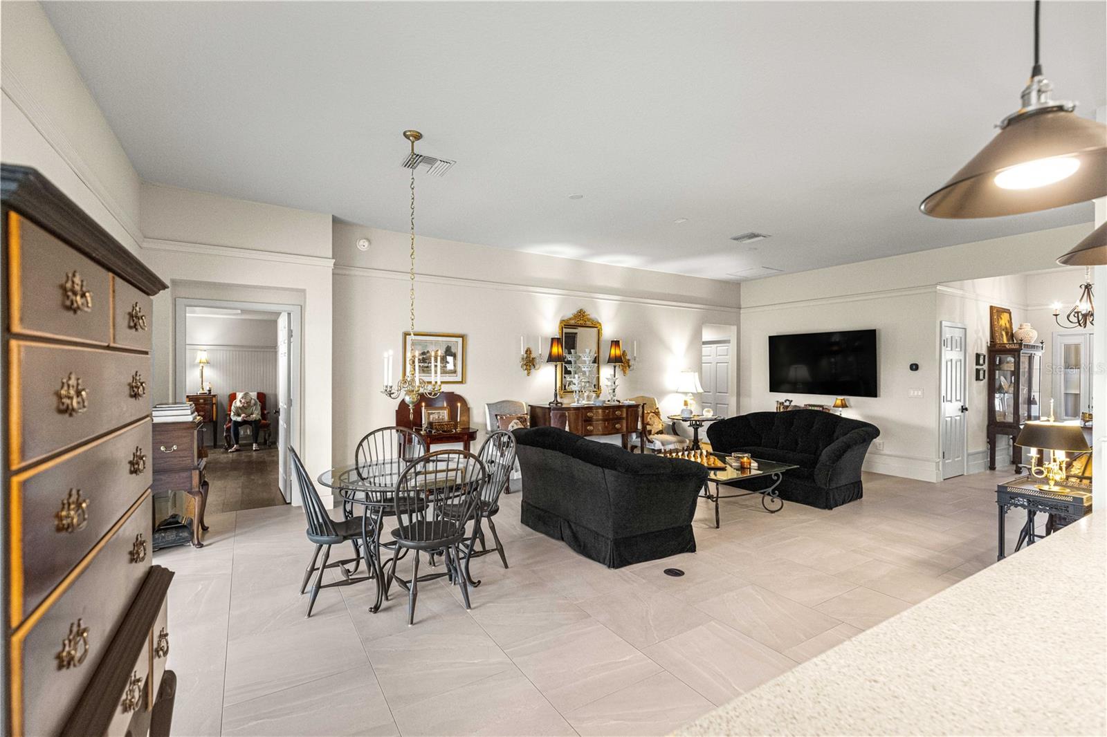 VILLAGES/SOUTHERN OAKS UN #47 - Residential