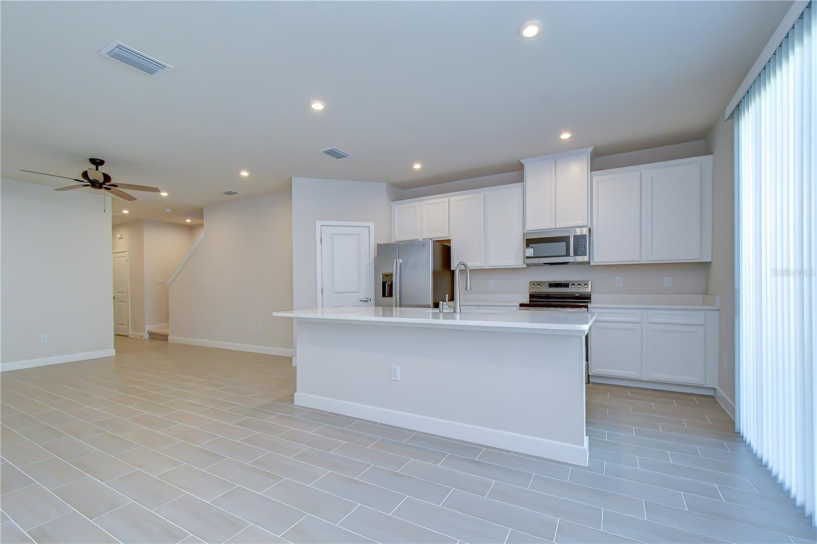 TIMBERGROVE TWNHMS - Residential Lease