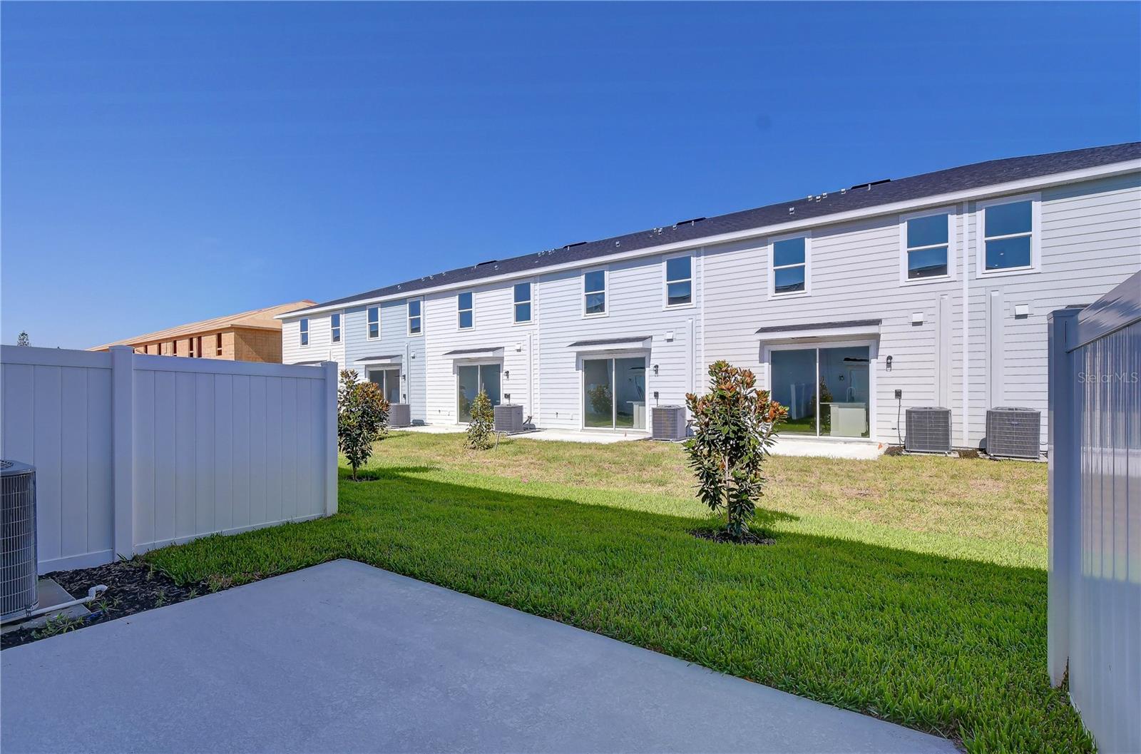 TIMBERGROVE TWNHMS - Residential Lease