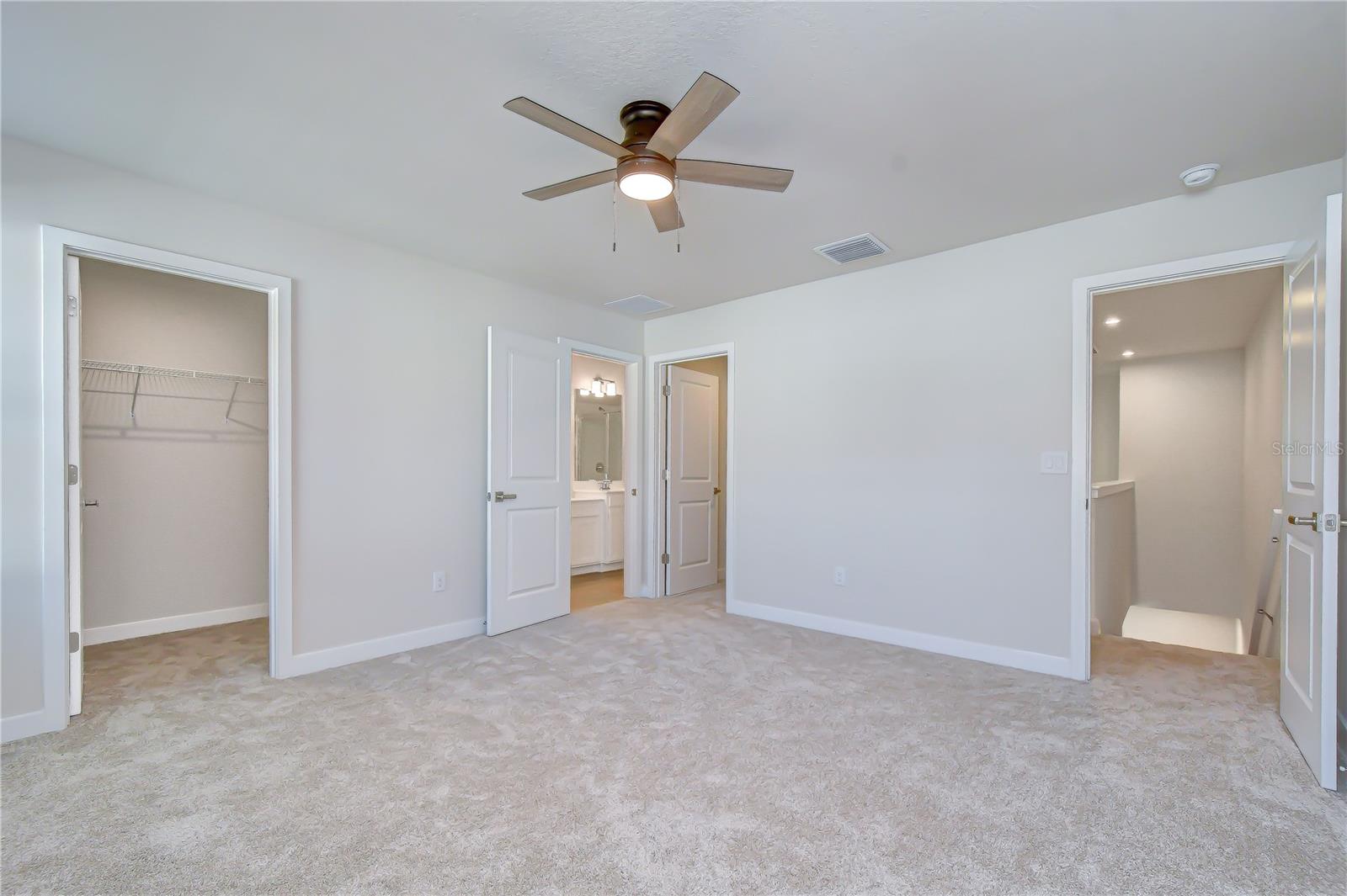 TIMBERGROVE TWNHMS - Residential Lease