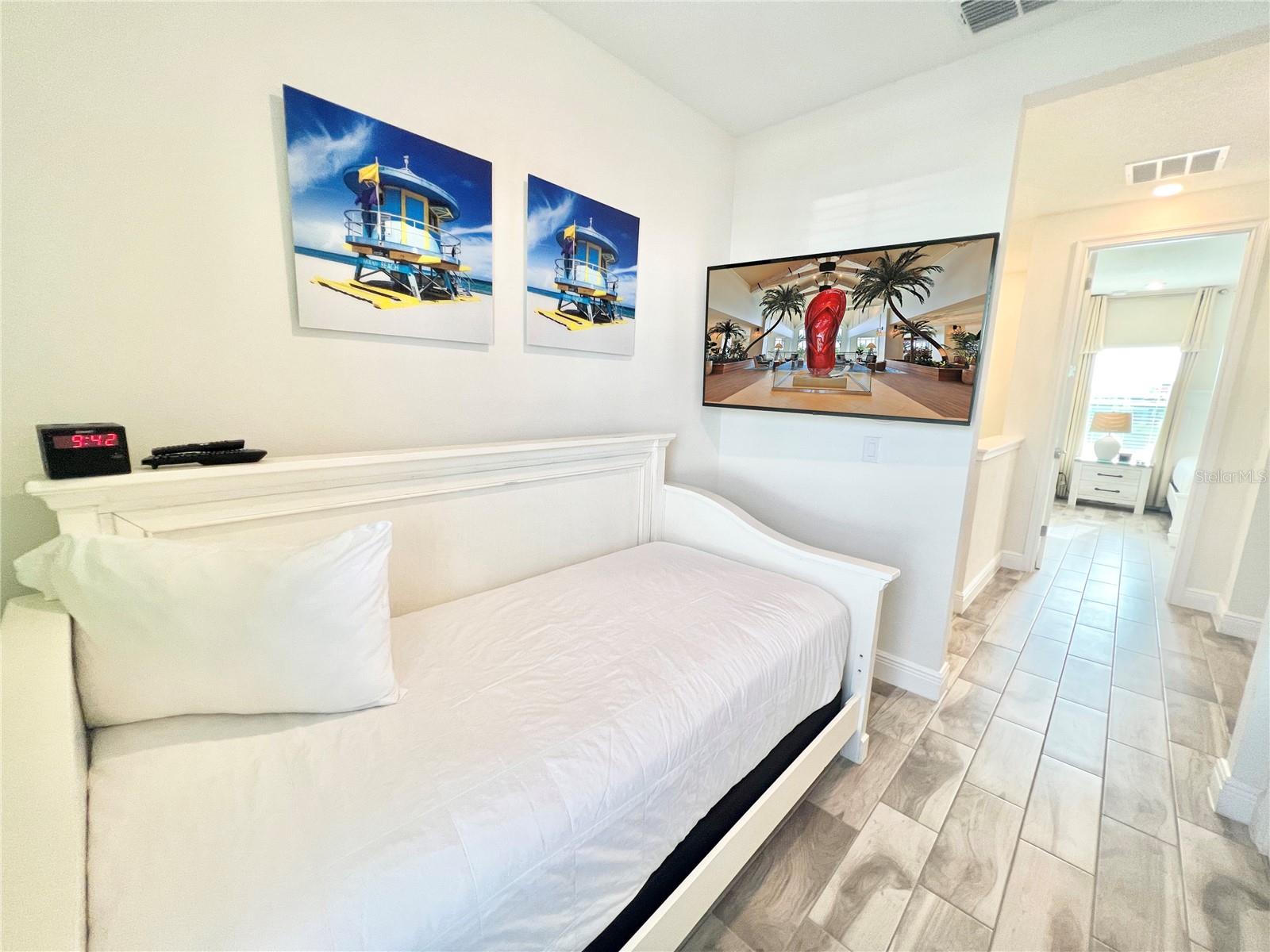 ROLLING OAKS PH 7 - Residential Lease