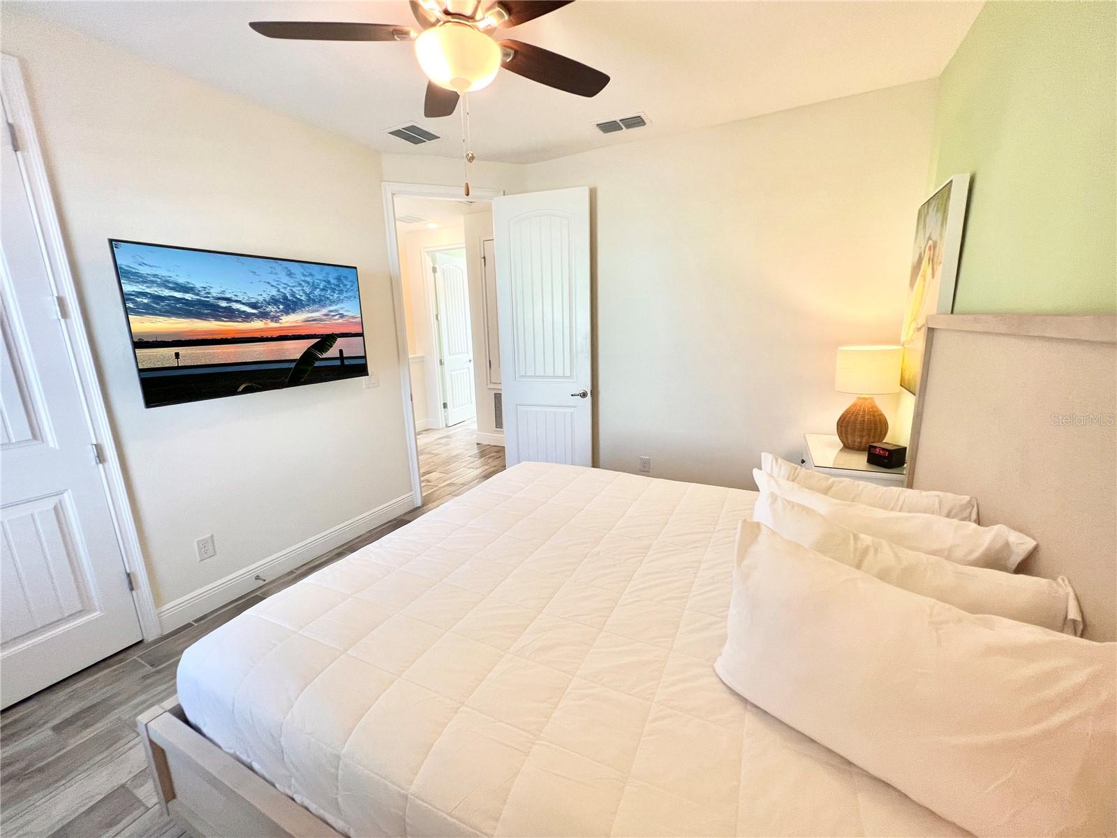 ROLLING OAKS PH 7 - Residential Lease