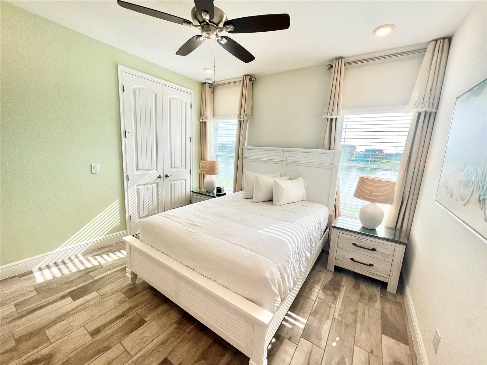 ROLLING OAKS PH 7 - Residential Lease