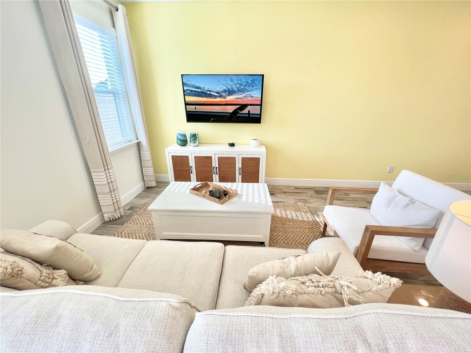 ROLLING OAKS PH 7 - Residential Lease