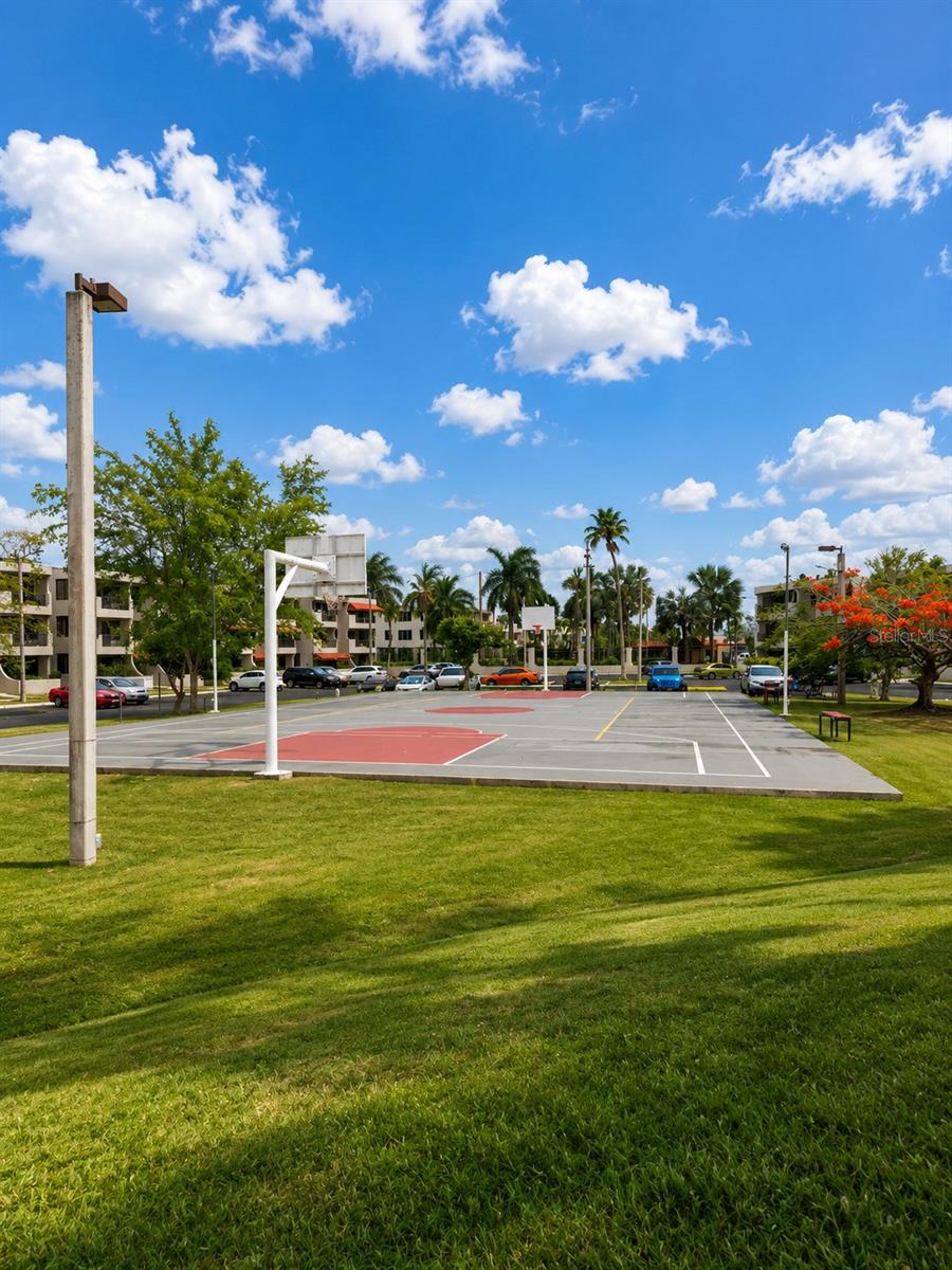 CONDOMINIO VIZCAYA - Residential
