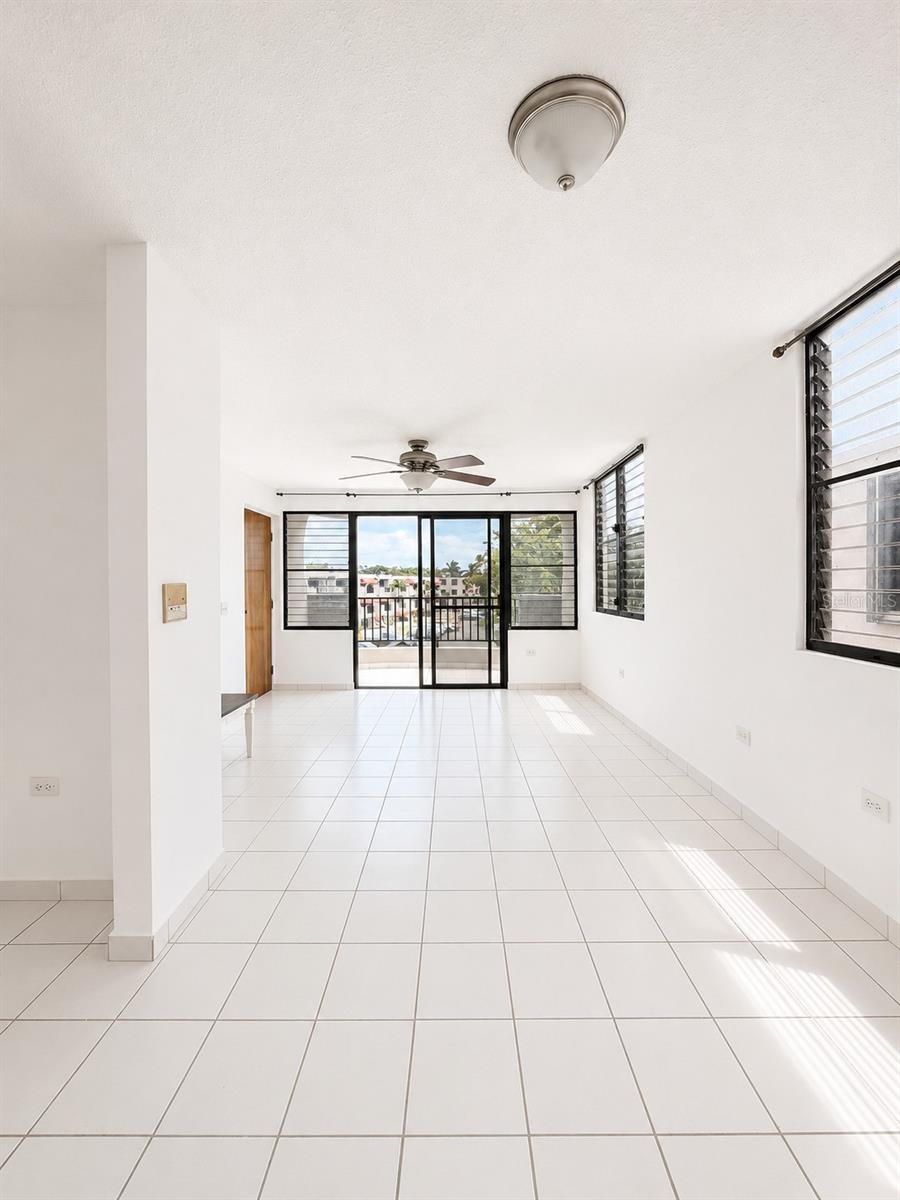 CONDOMINIO VIZCAYA - Residential