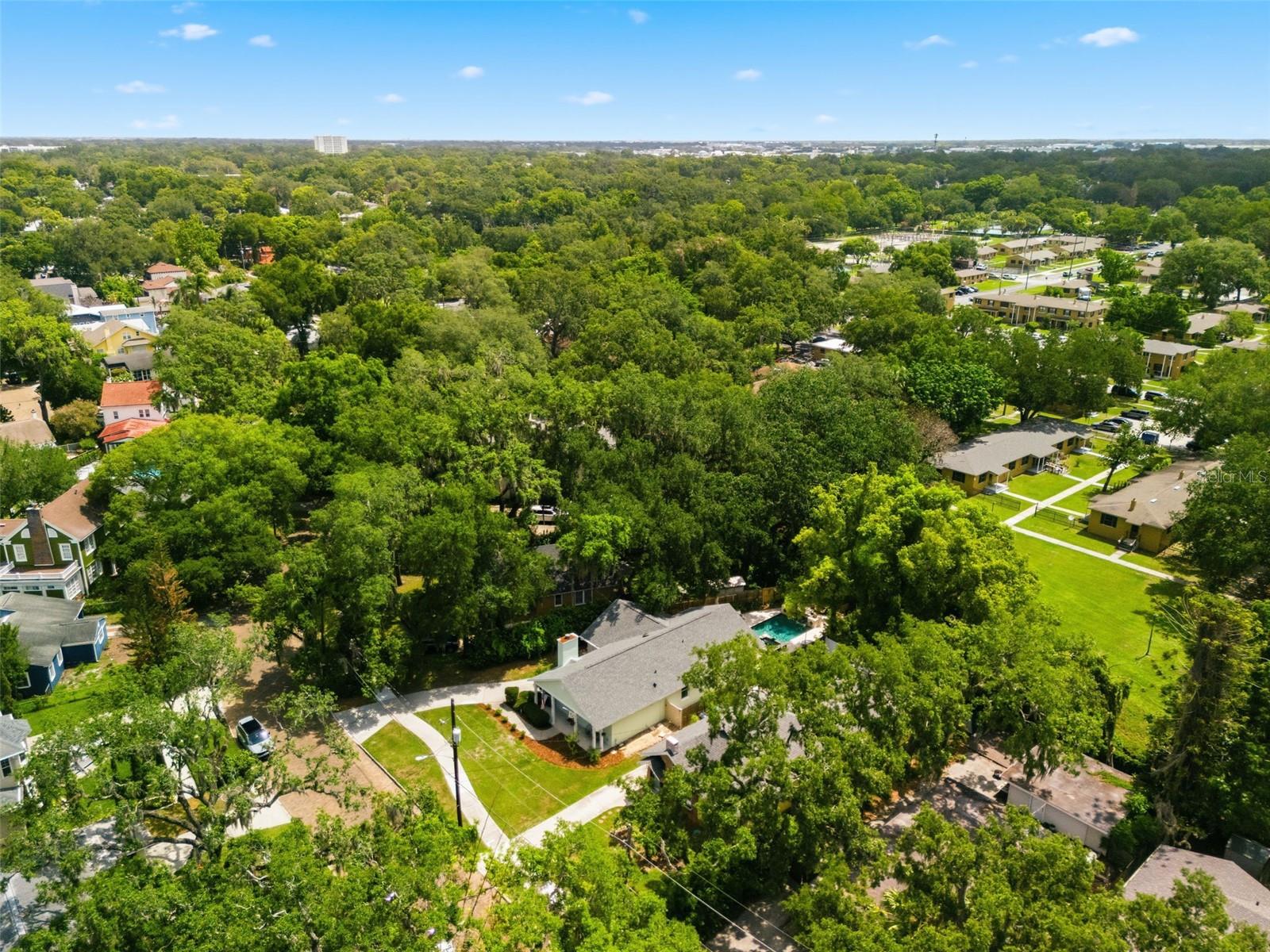 LAWSONA PARK - Residential